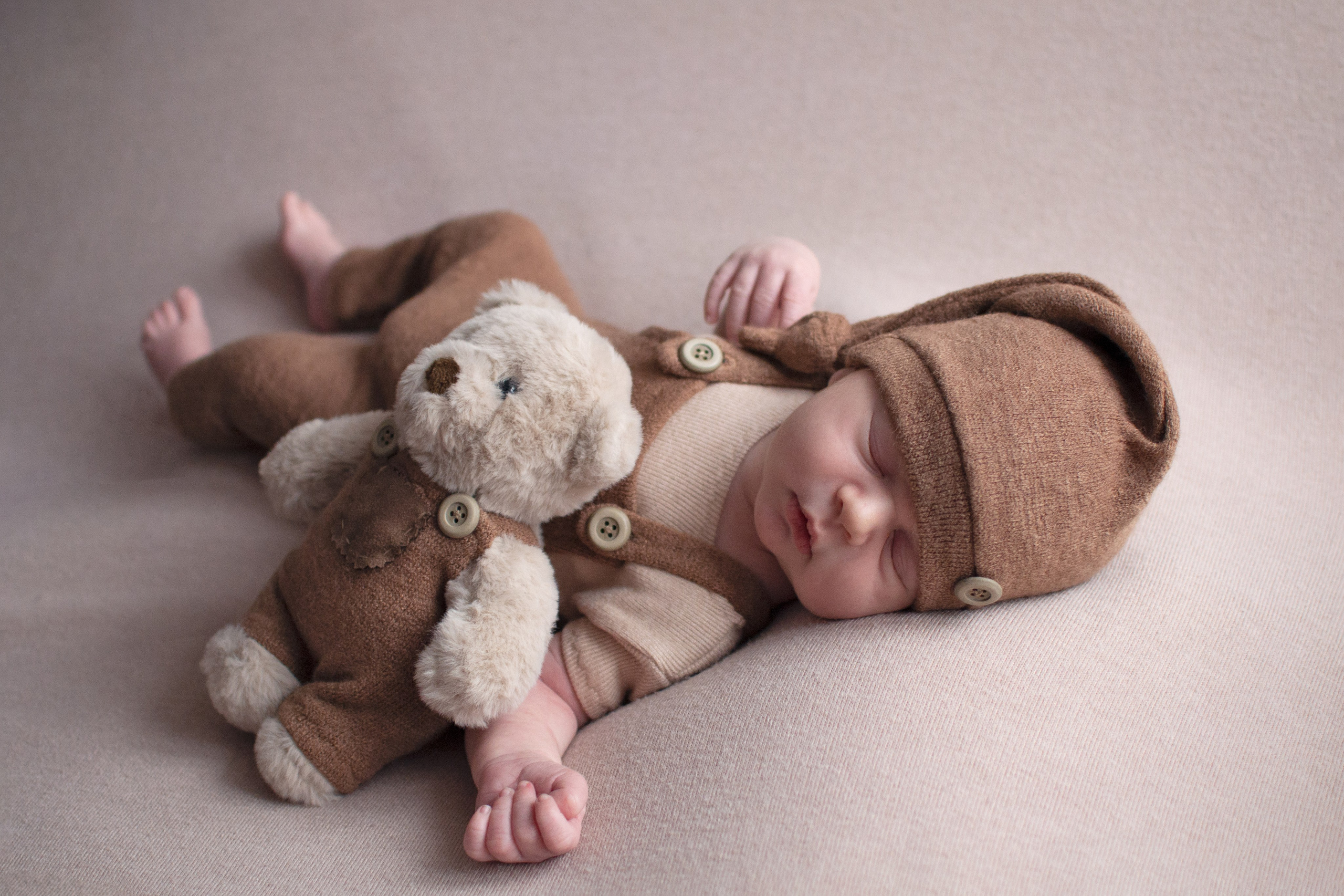 Авенир. Фотограф новорожденных в Темиртау и Караганде Любовь Жукова newborn