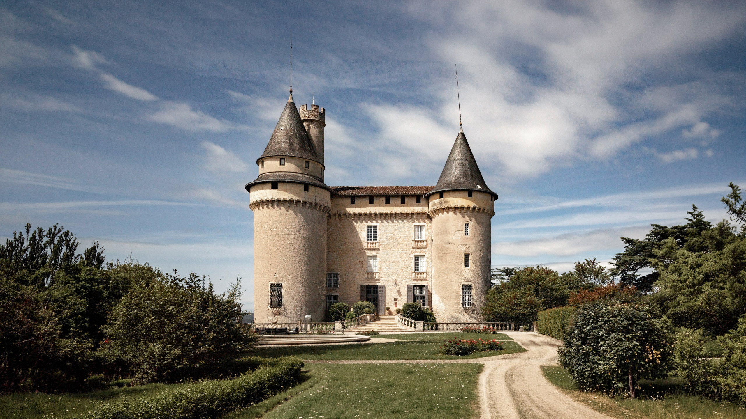 Château Mercuès Elopement Package · Eugénie Smirnova Photography
