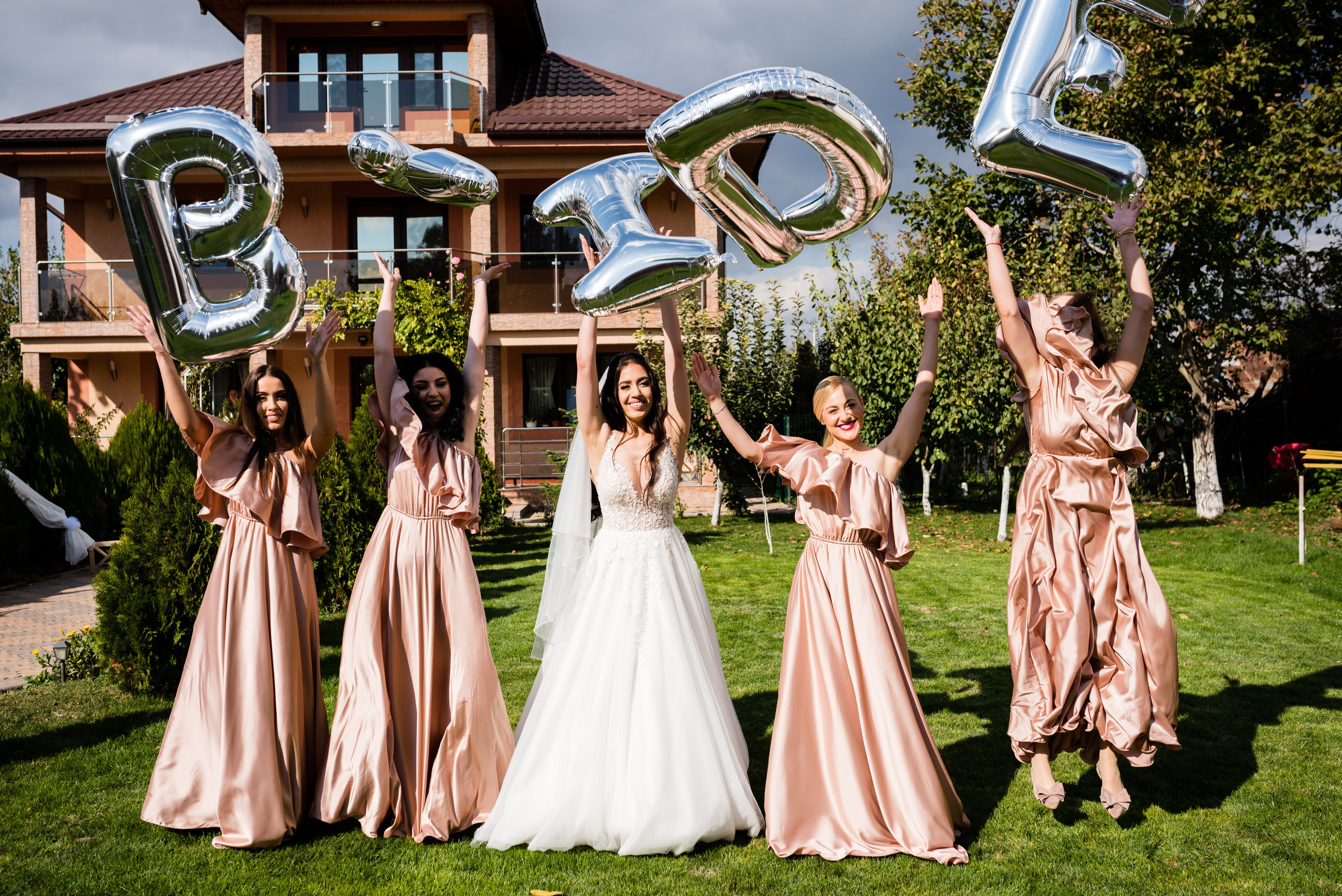 Elena & Cristi. Acasă