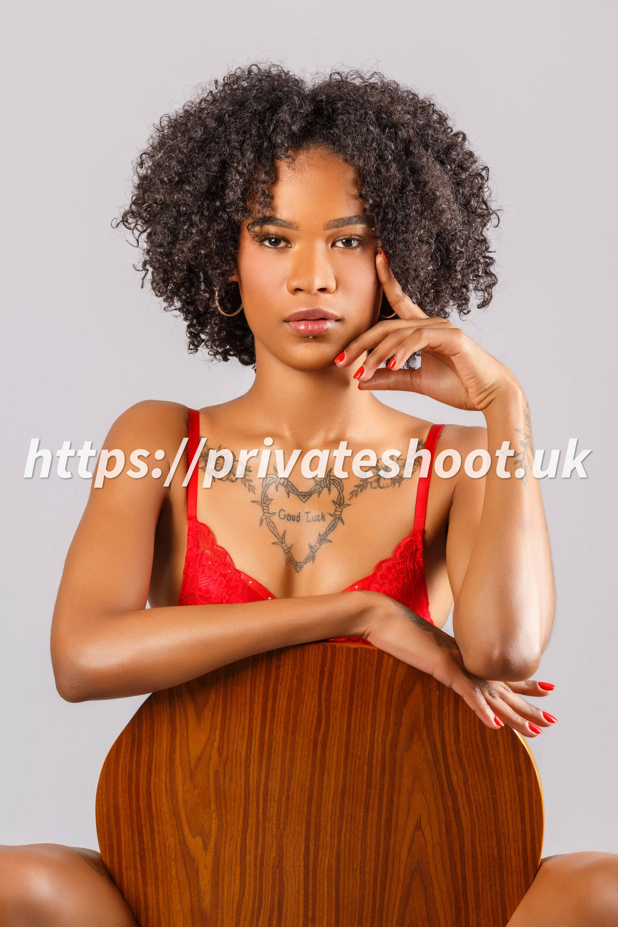 Private Studio. Ensaio Sensual em Londres | Private Shoot
