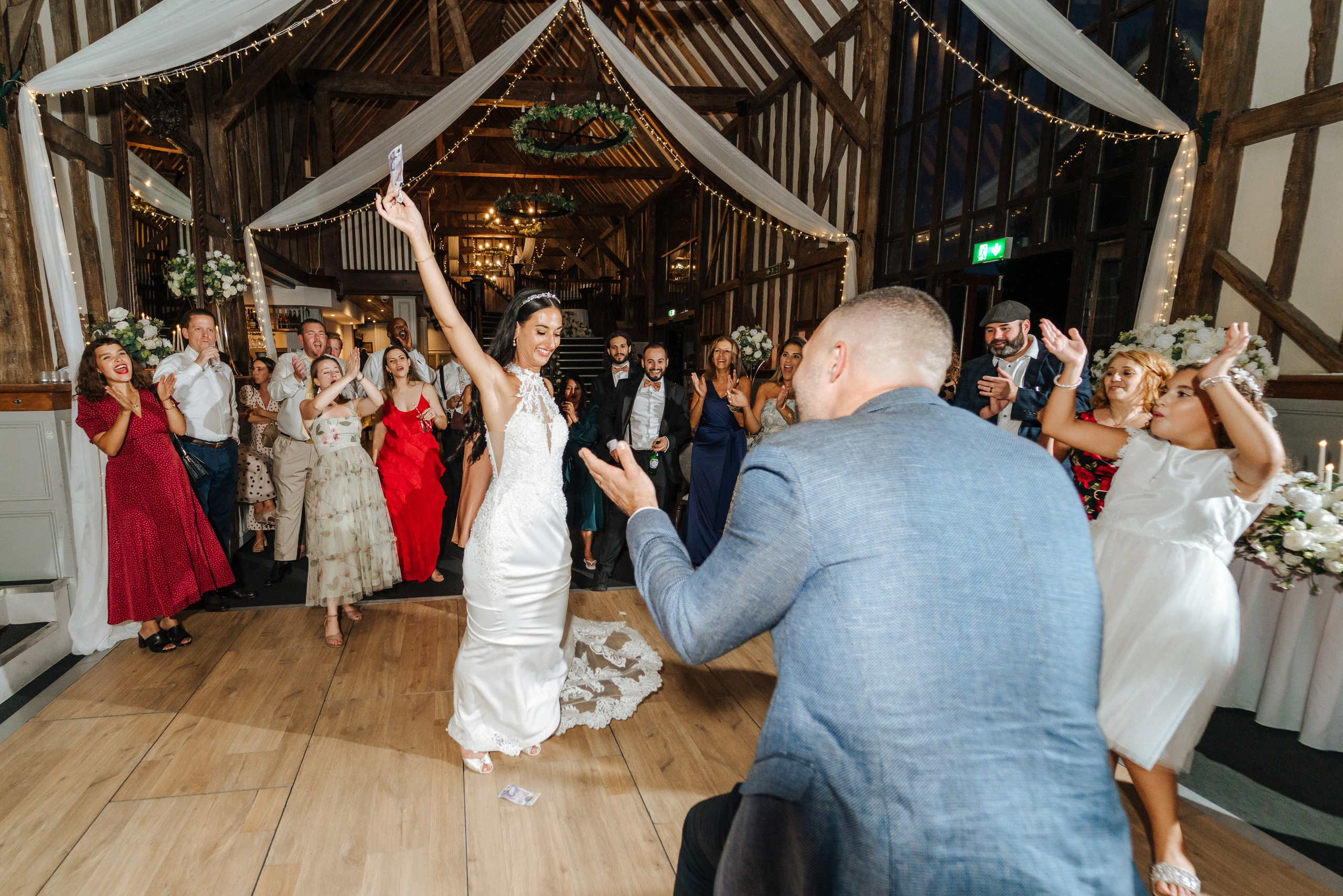 Wedding at Essendon Country Club. Photographer in England Ekaterina Romanova