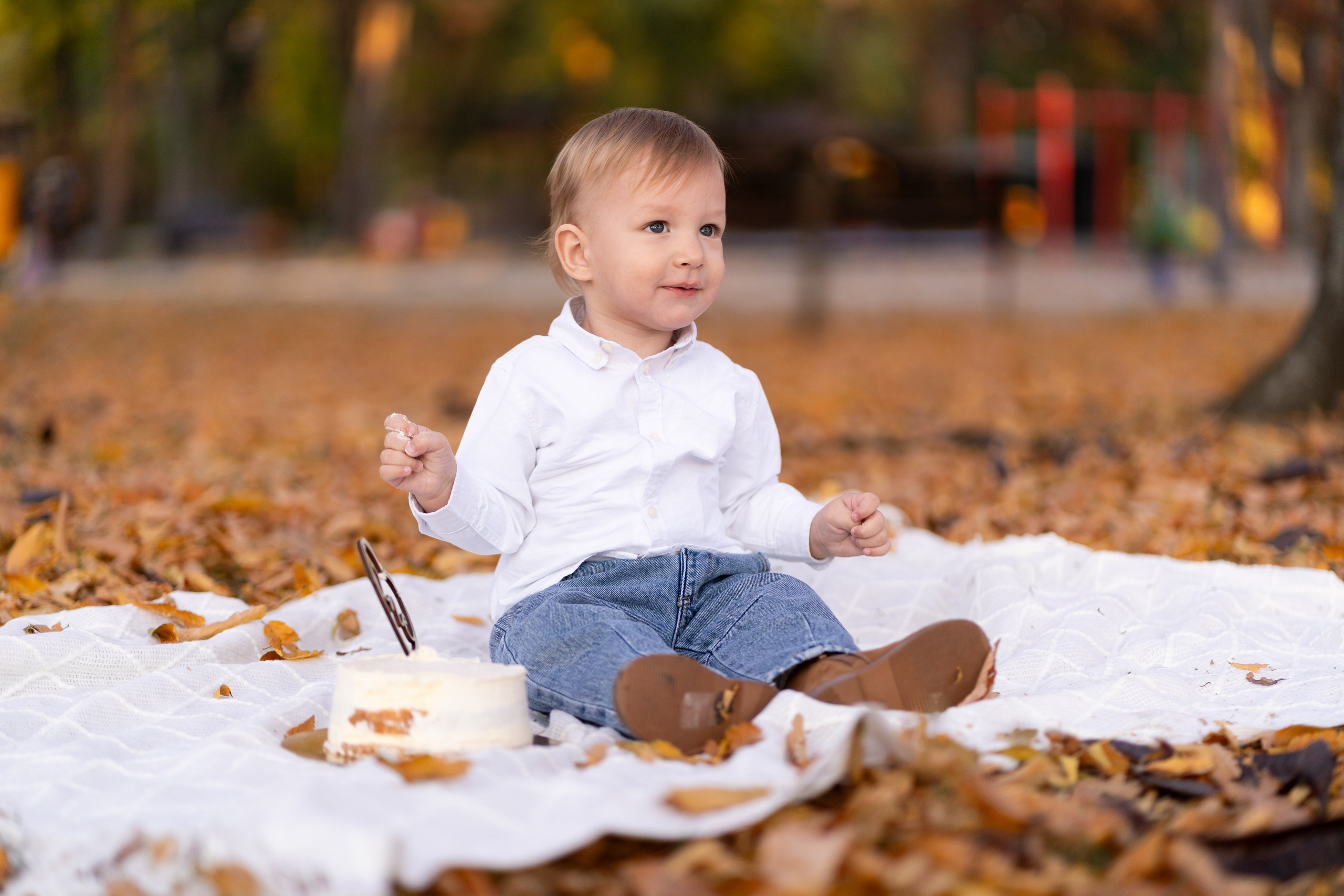 Smash the cake. Fotograf evenimente, fotograf nunta, fotograf botez