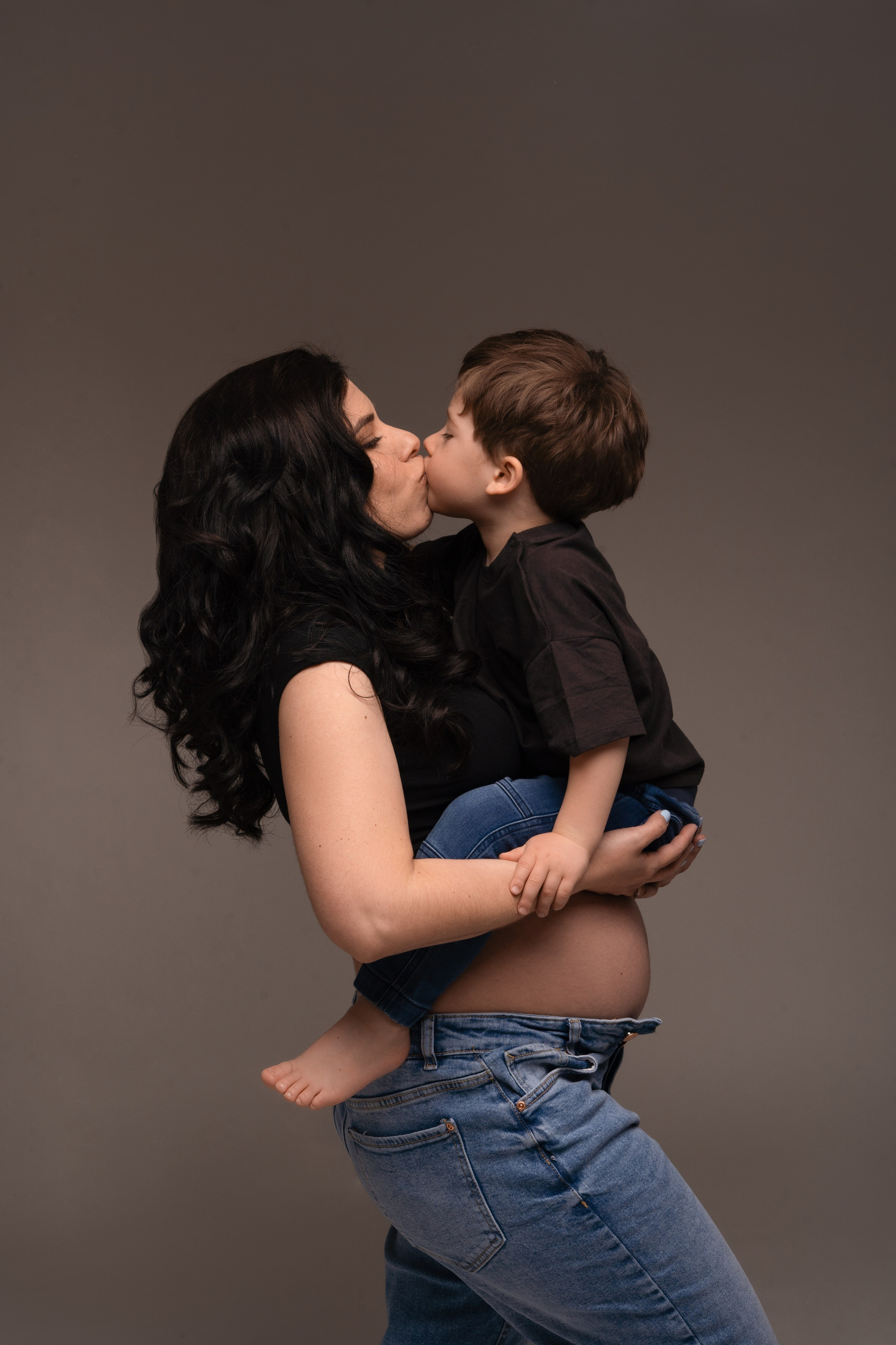 Sesja ciązowa. Fotograf Łódź - sesja ciążowa, noworodkowa, dziecięca. Studio w Łodzi