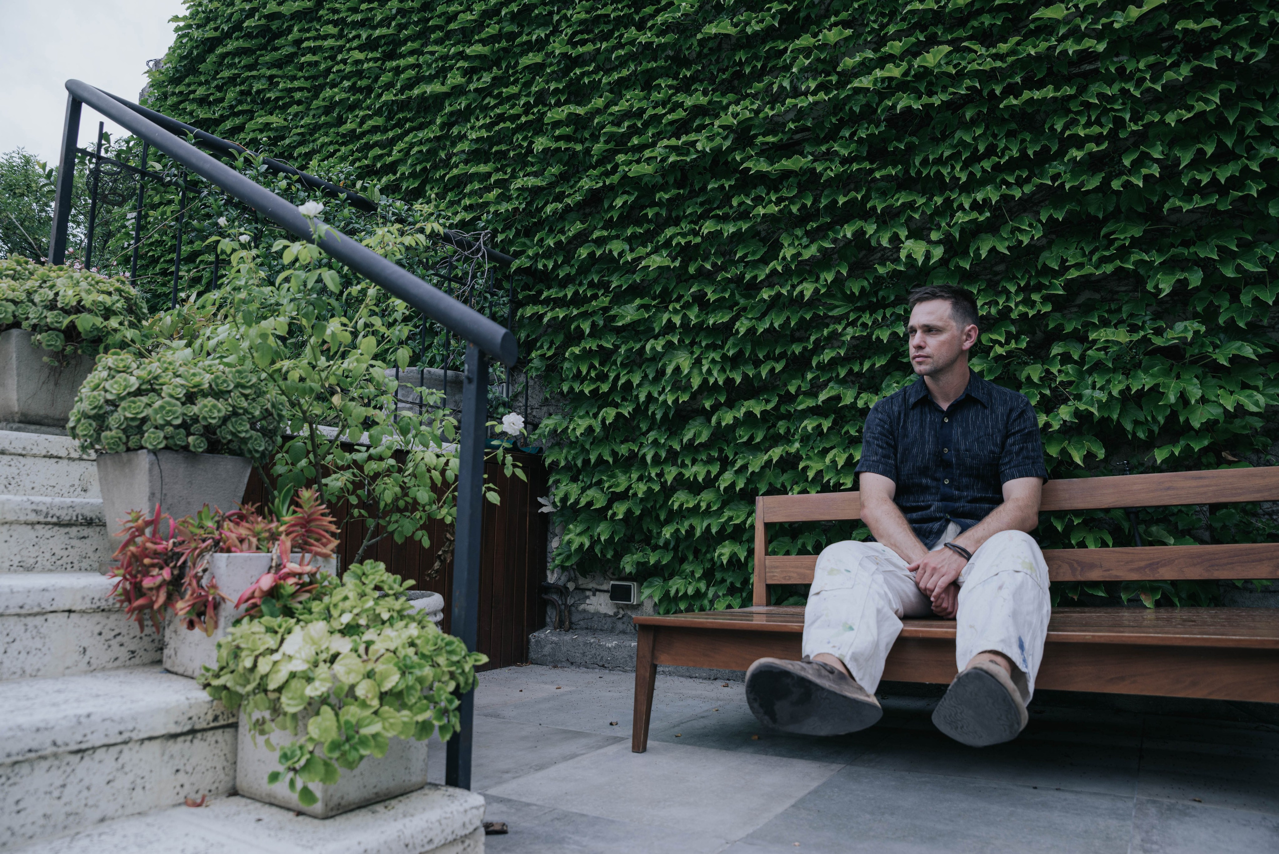 Docdocdoc. Visiting a Friend. Photographer @elmirkami in the city of Buenos Aires