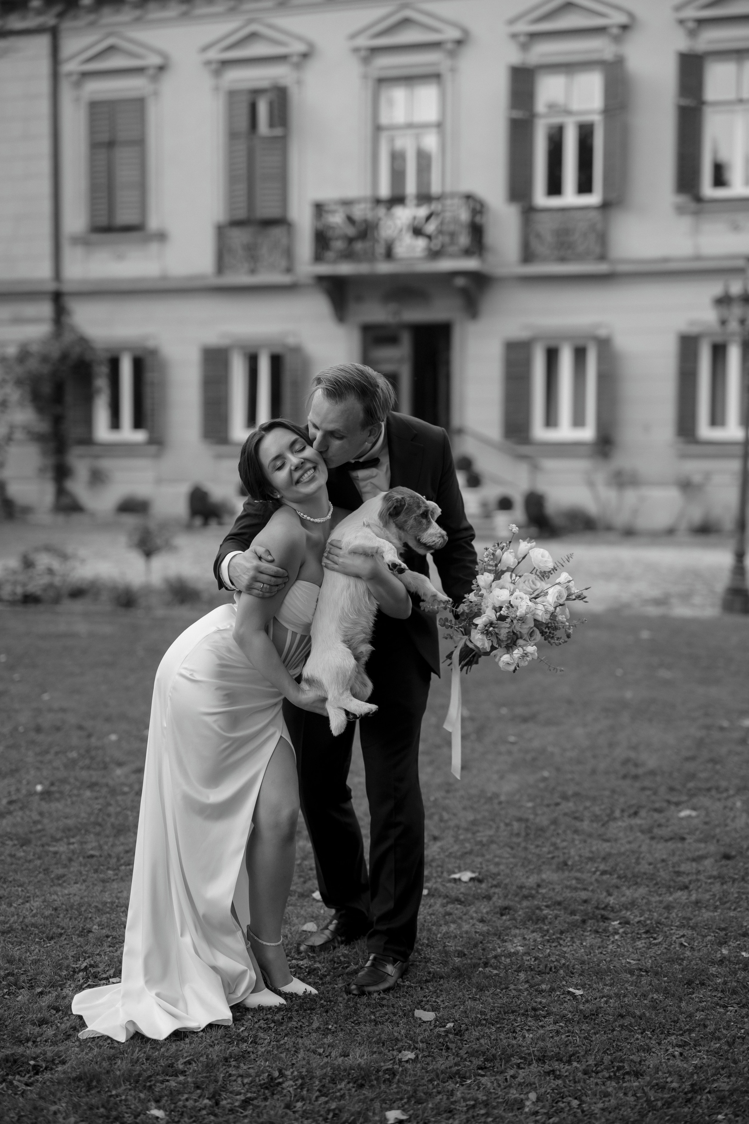 Elegant Outdoor Wedding at Palais Kneissl | RAW Studio Photography. Raw Studio: Capturing Elegant weddings accross Europe