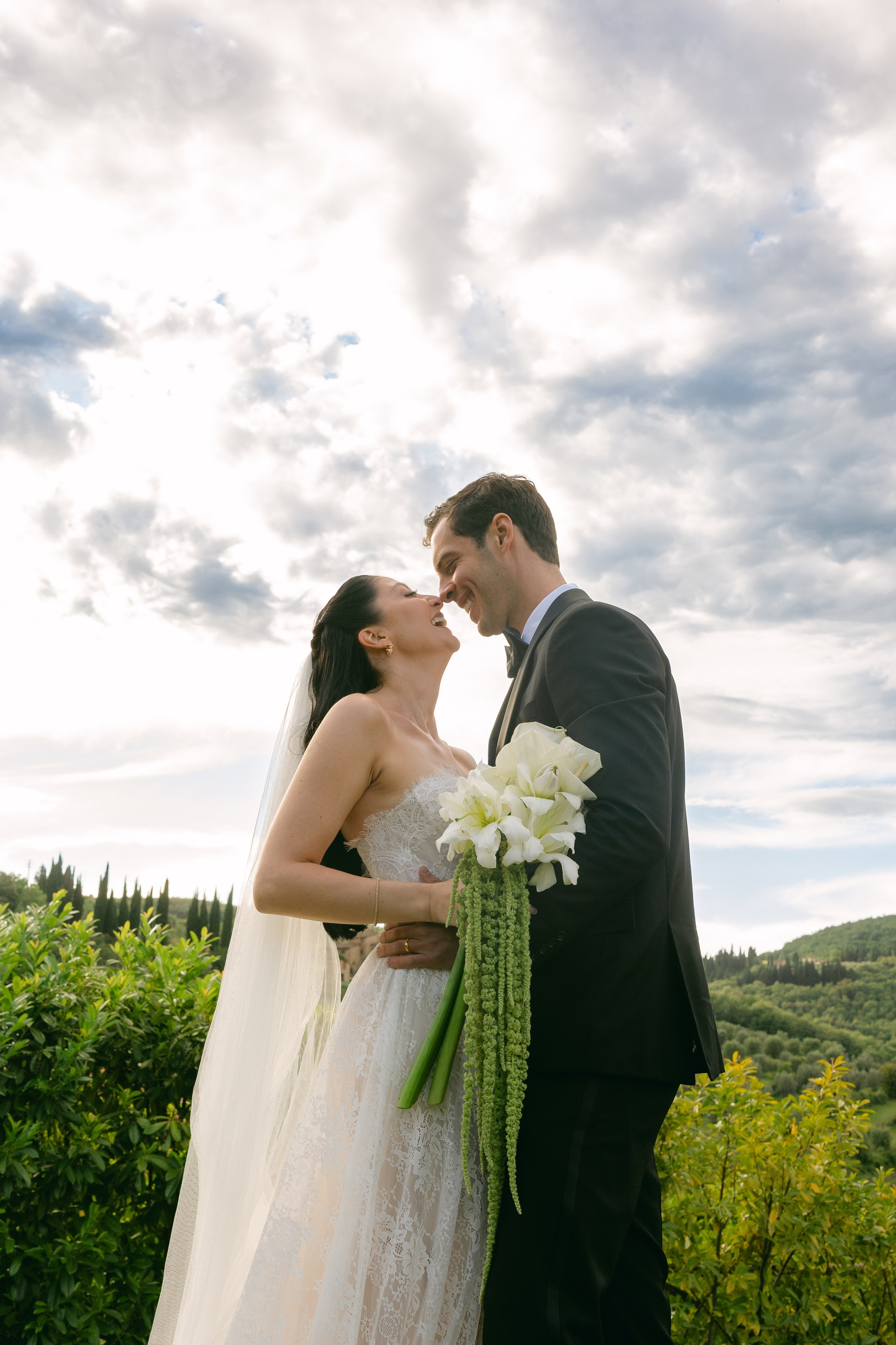 Hannah and Zac. Sara Luca Wedding Photographer in Italy and Europe
