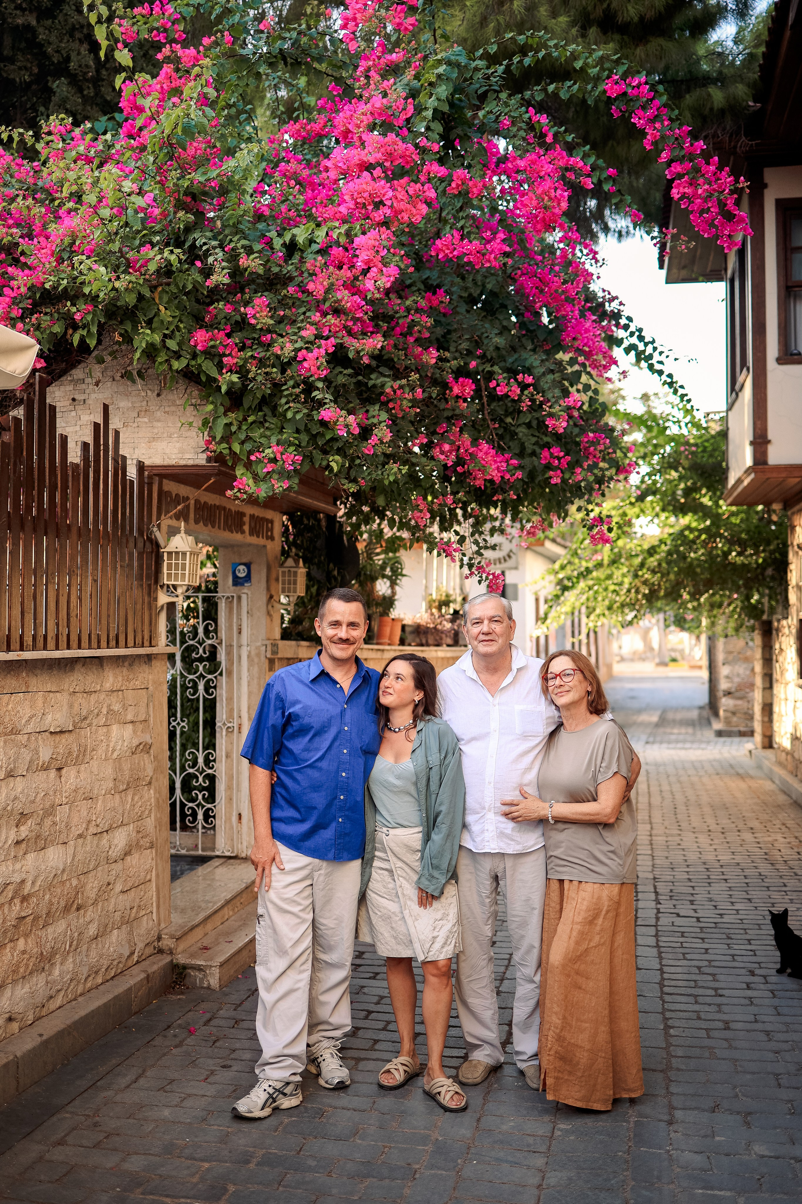 Photoshooting in old town of Antalya. Photographer in Turkey, Antalya, Kemer, Belek, Side, Kas, Fethiye