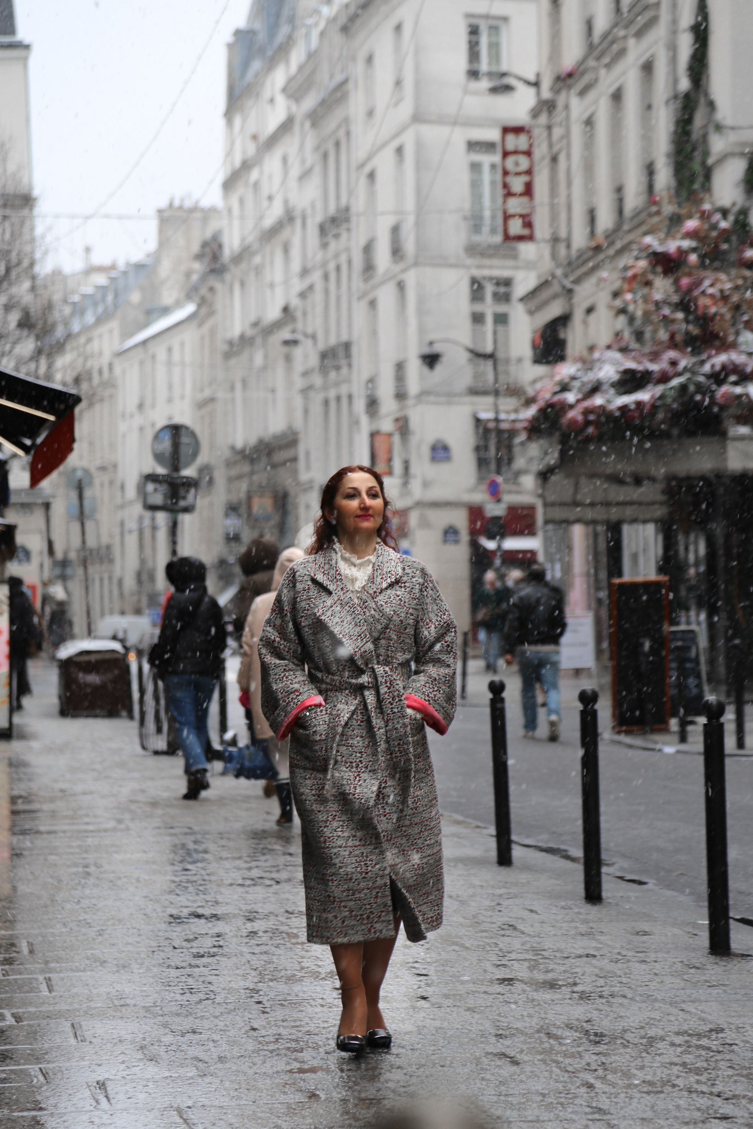 « Париж всегда Париж ». Natalia Bogdanovska. Films et photographie corporate en France