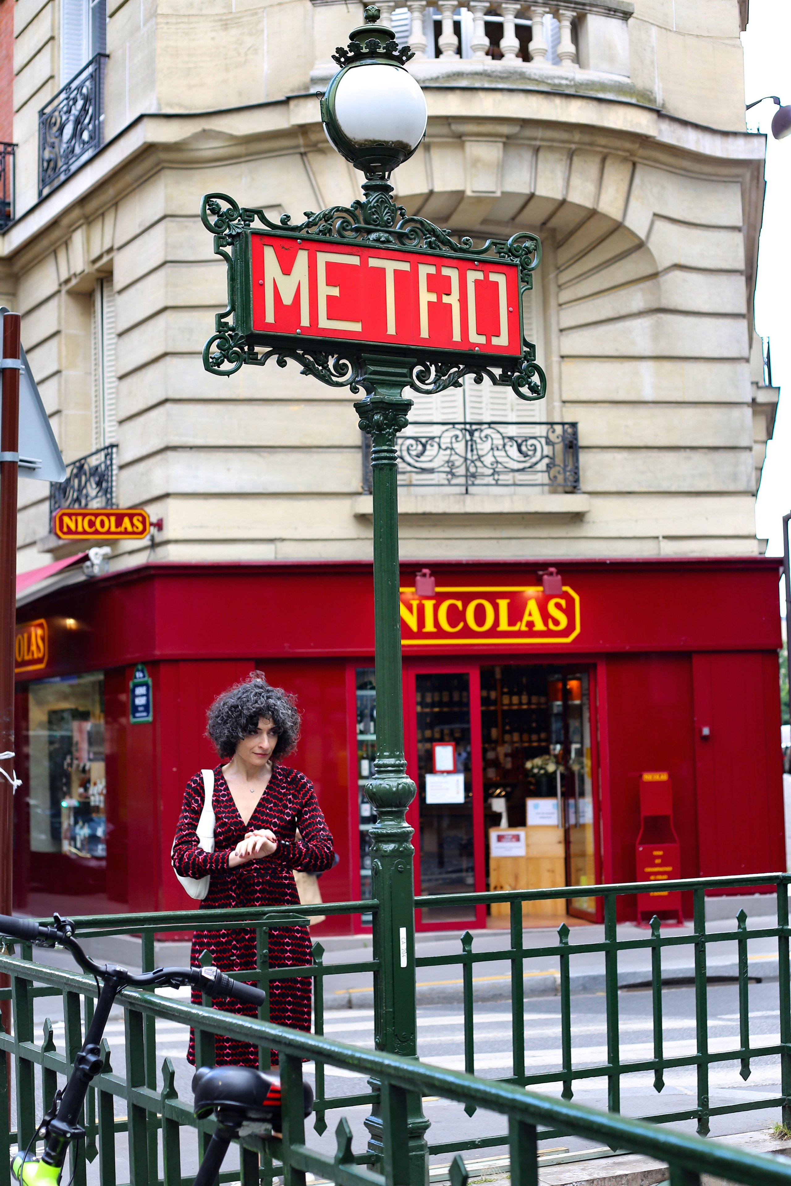 « Париж всегда Париж ». Natalia Bogdanovska. Films et photographie corporate en France