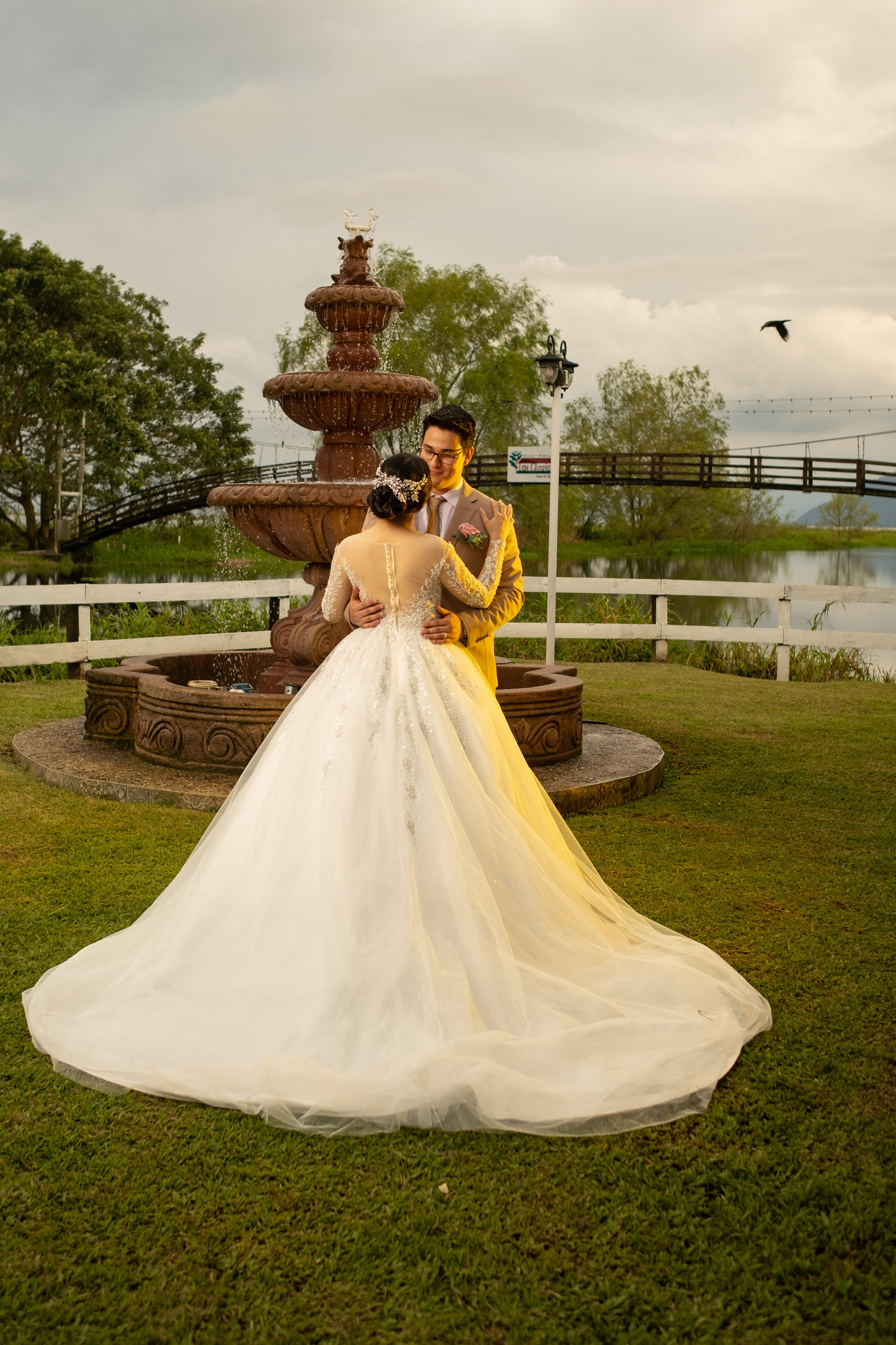 Abi & Gio. Daniel Brand | Fotografía de Bodas y Comercial en Honduras