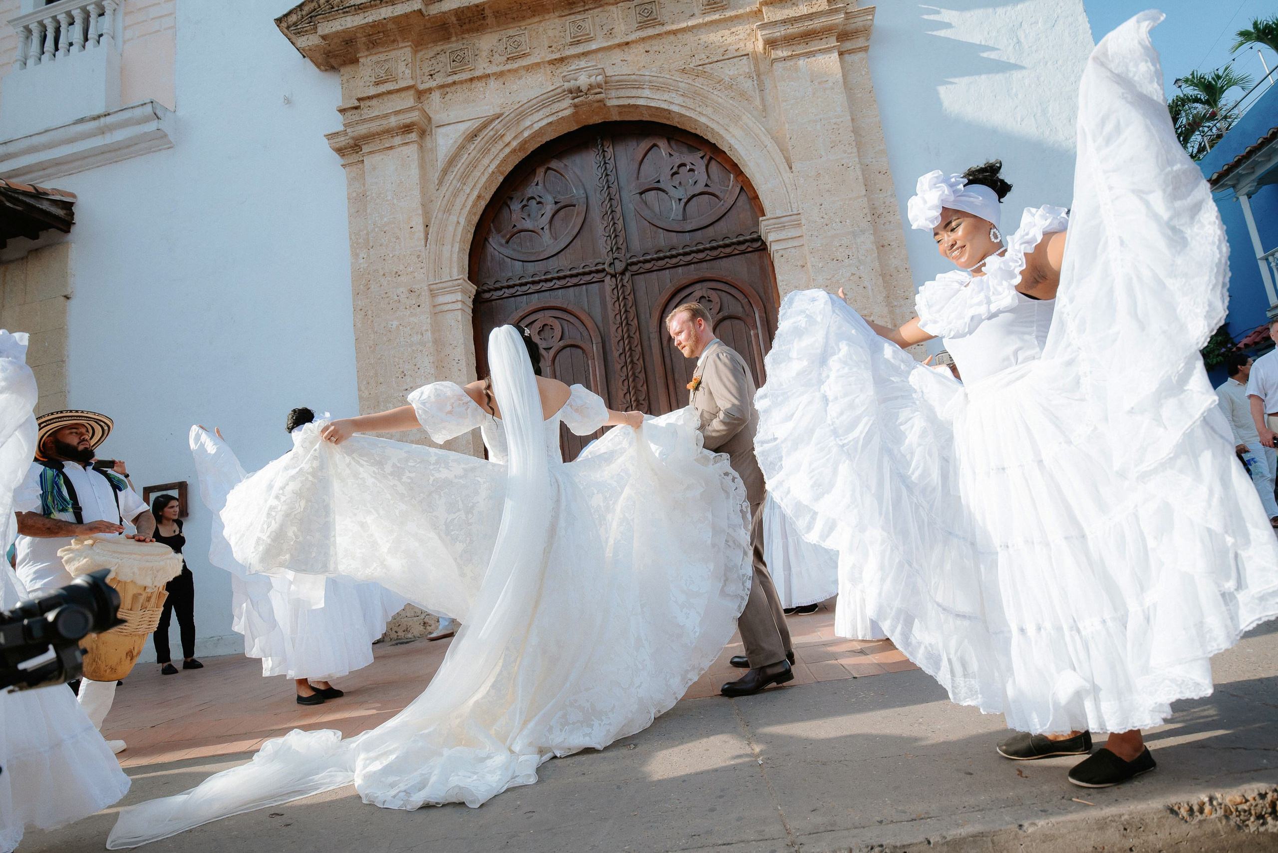 Cindy + Garrett | Destination Wedding Photos in Cartagena 2025 – César Vanegas Photography. César Vanegas Photography | Wedding & Travel Photographer | Cartagena, Colombia
