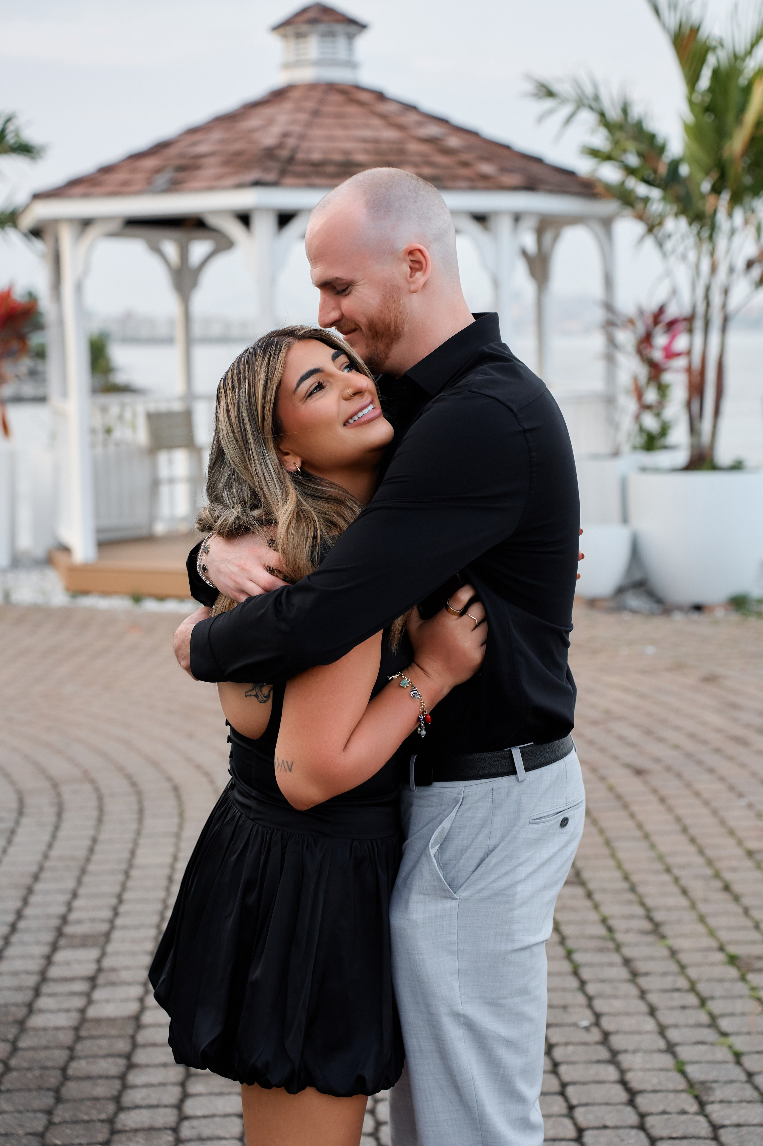 Surprise Proposal in New York. Professional Wedding and event photographer USA New York