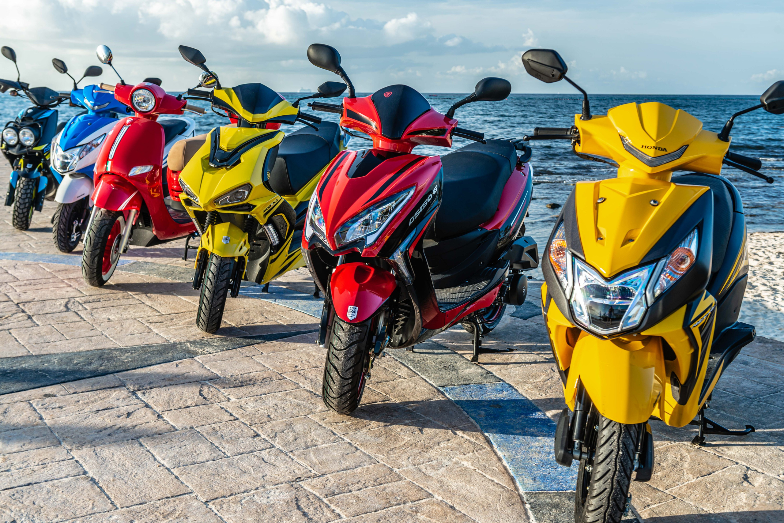 Scooter Photography for Rental Website in Mexico. PHOTOGRAPHER QUINTANA ROO