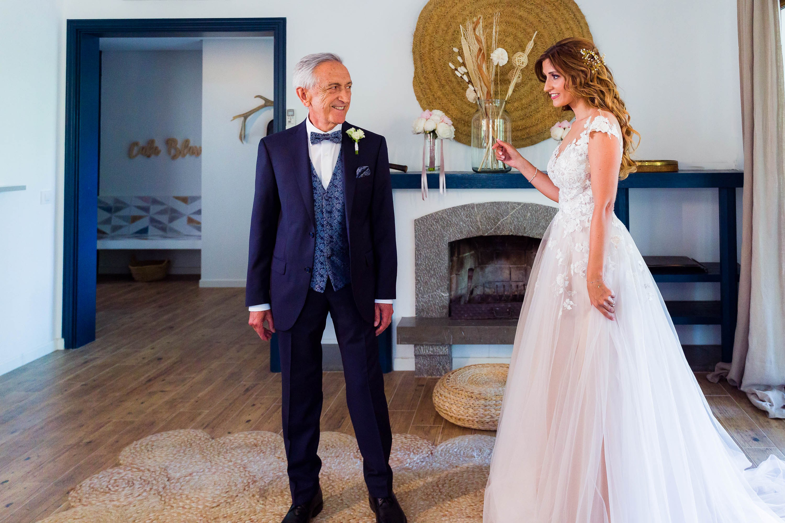 Wedding in Mallorca at Mhares Beach Club. Mallorca Wedding, Corporate & Social Photographer