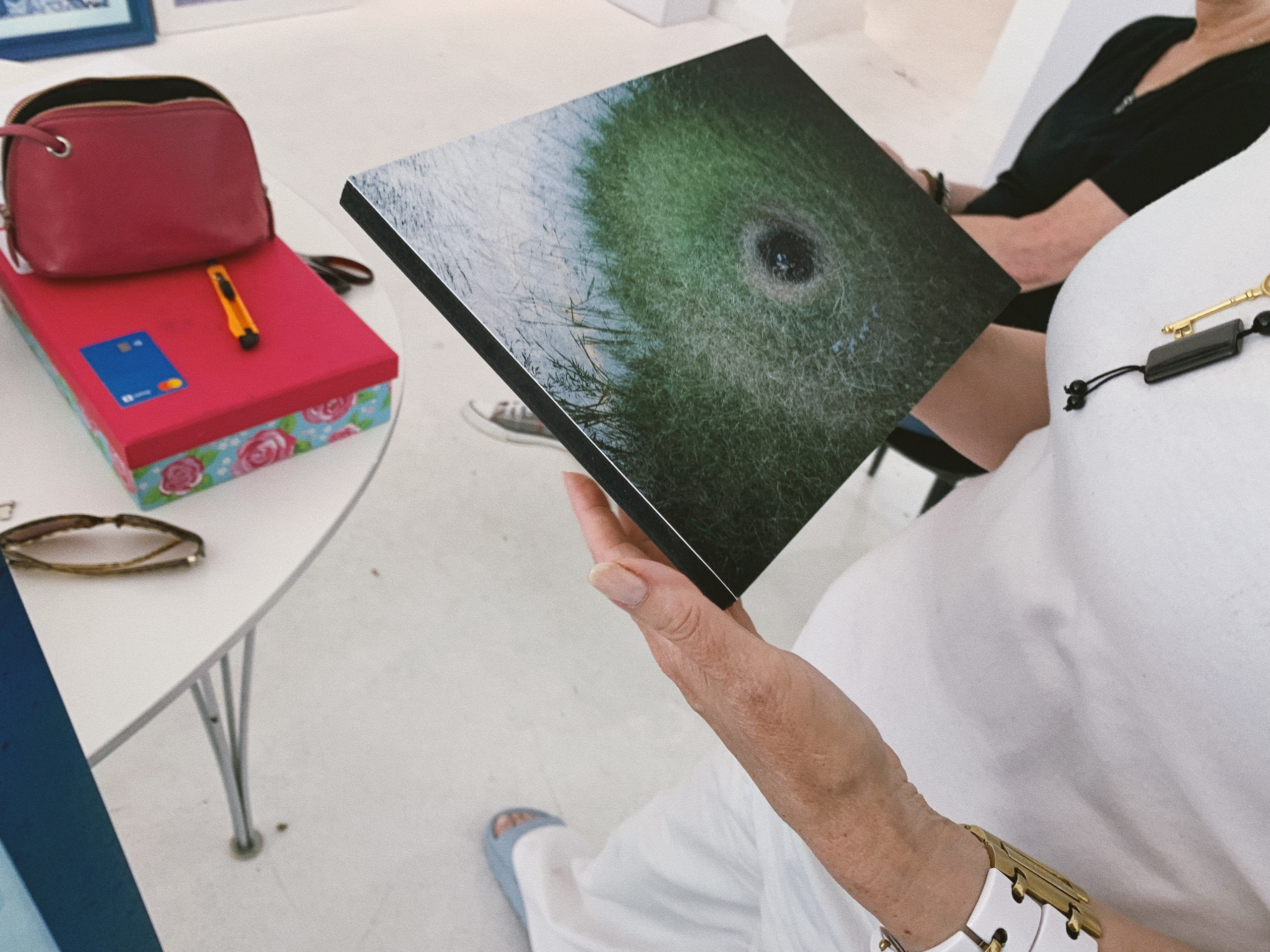 Art Touch Performance. Victoria Dini. Art photography in London / Folkestone, UK