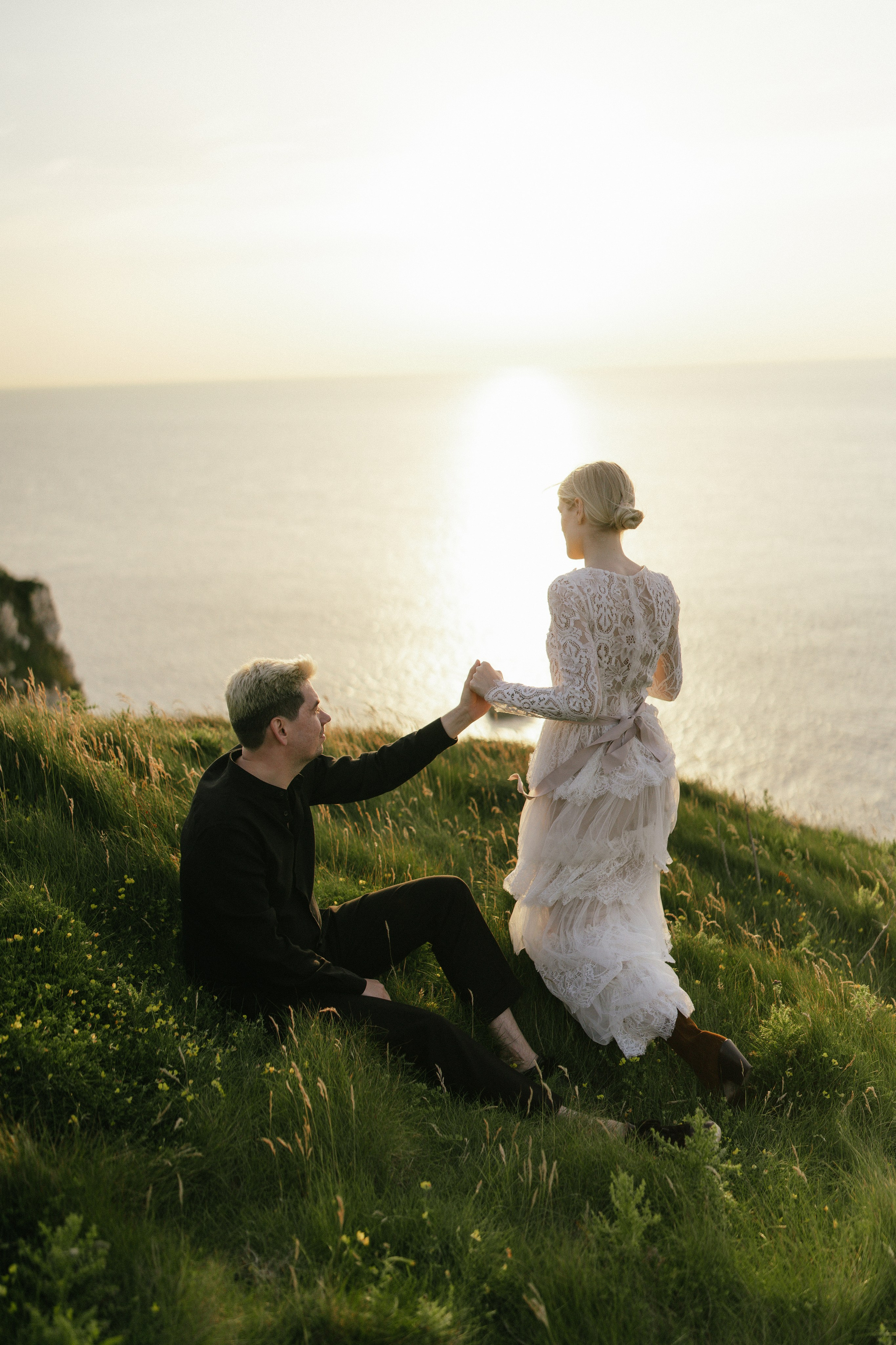 Photoshooting in Étretat from August 2025 to October 2026 — current prices and conditions. Photographer Khrystyna Voronova