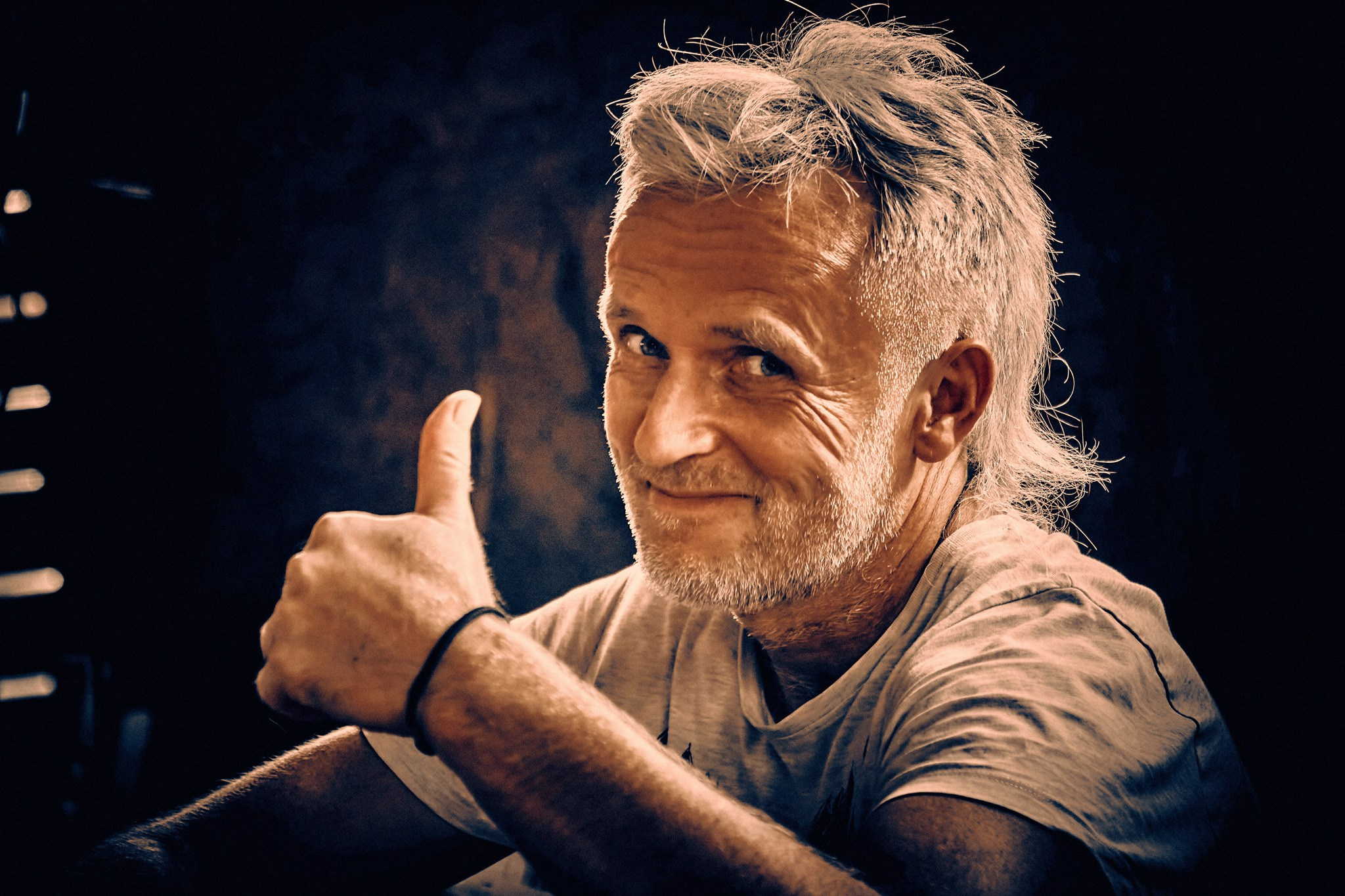 Portrety Ludzi, zrobione na Festiwalach Świadomościowych i Muzycznych: Dharma, ZIELONE KRĘGI, Wibracje, FRUŃ, Organic, Turkusowa Wyspa. Andriej Szypilow - Fotografia & Wideografia