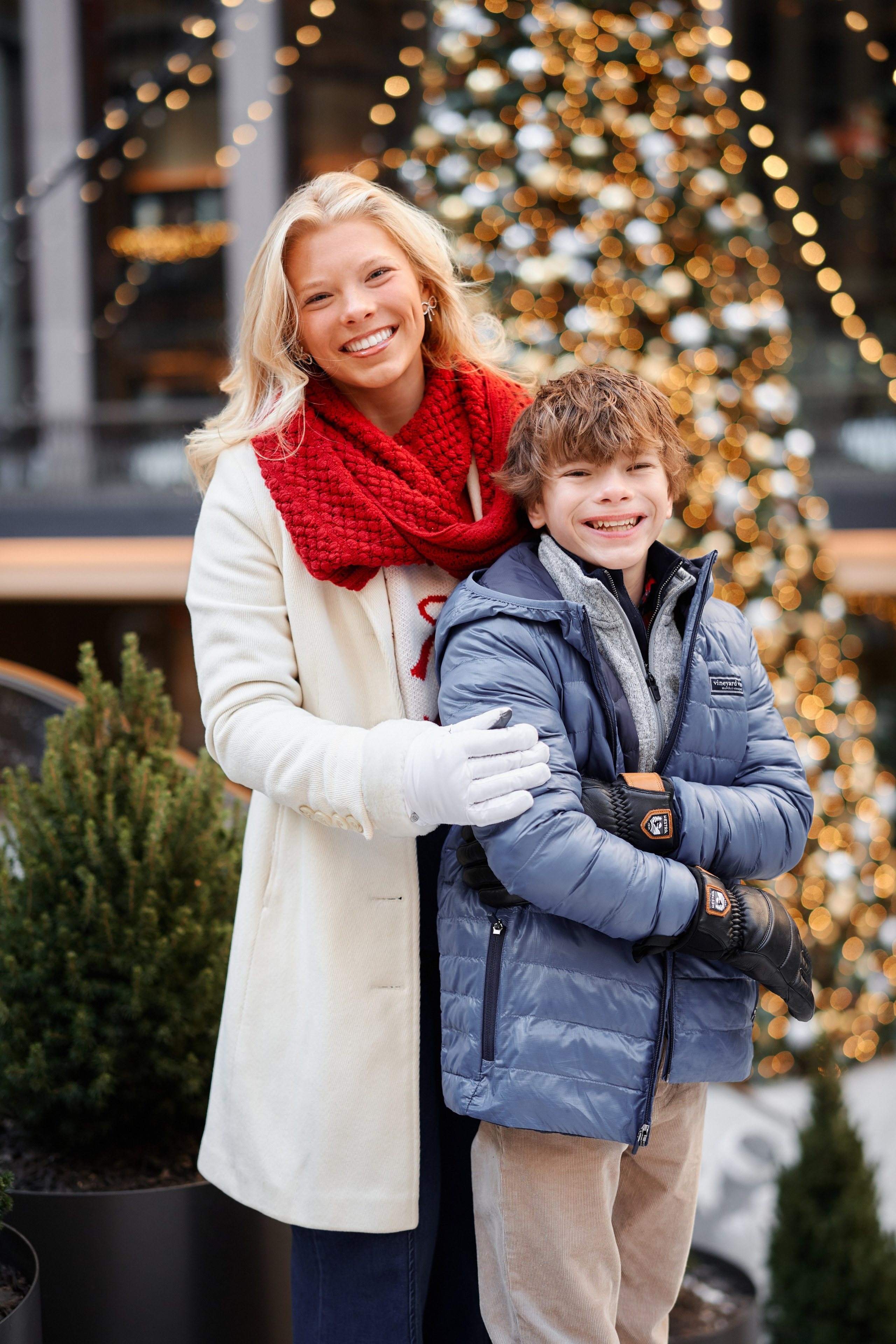 Christmas Mini Session 🎄. Professional Wedding and event photographer USA New York