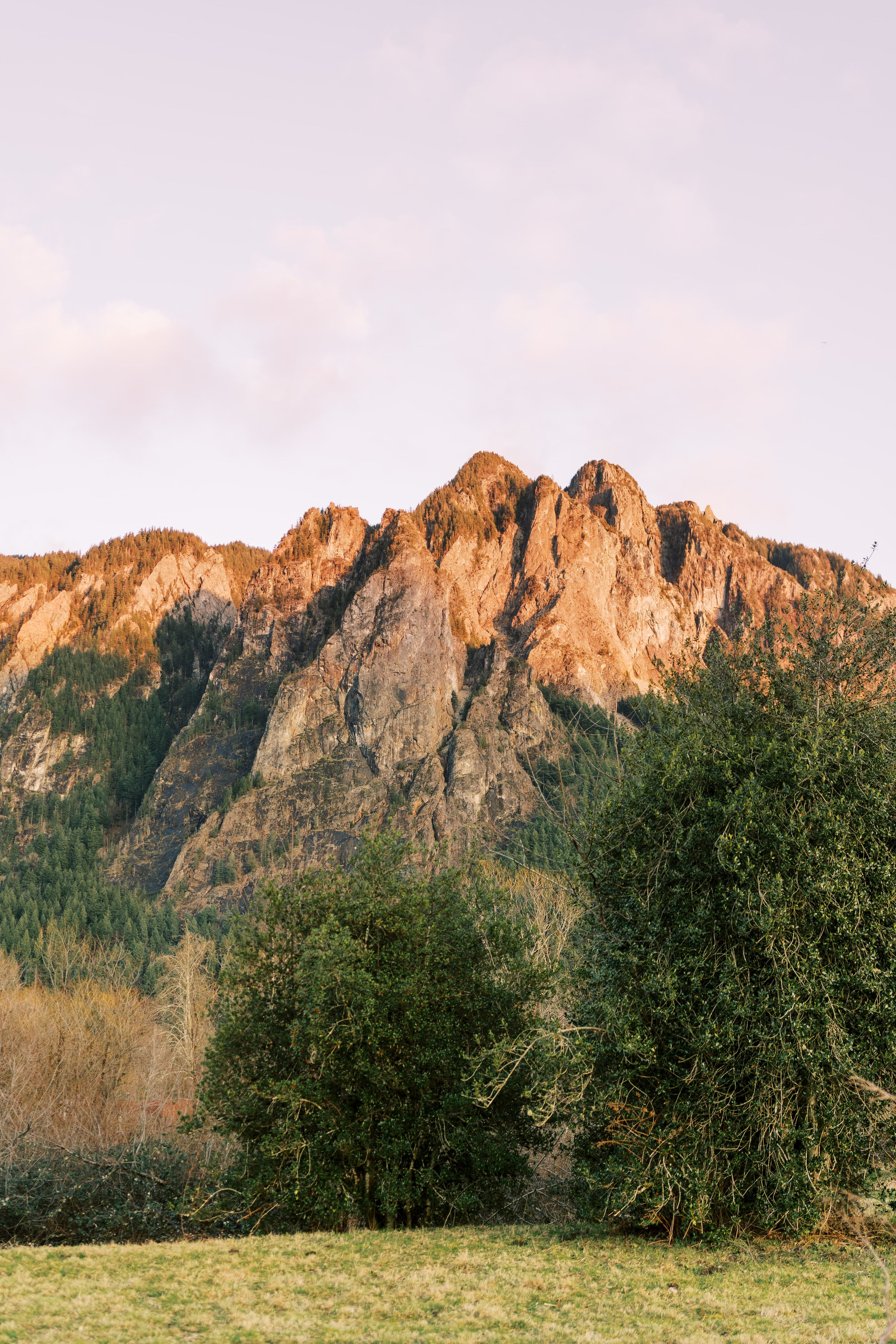 Engagement photo shoot/ Dmitry and Julia/ February 2024. North Bend, Washington. EVAN ARISTOV WEDDING PHOTOGRAPHY — Seattle Wedding Photographer