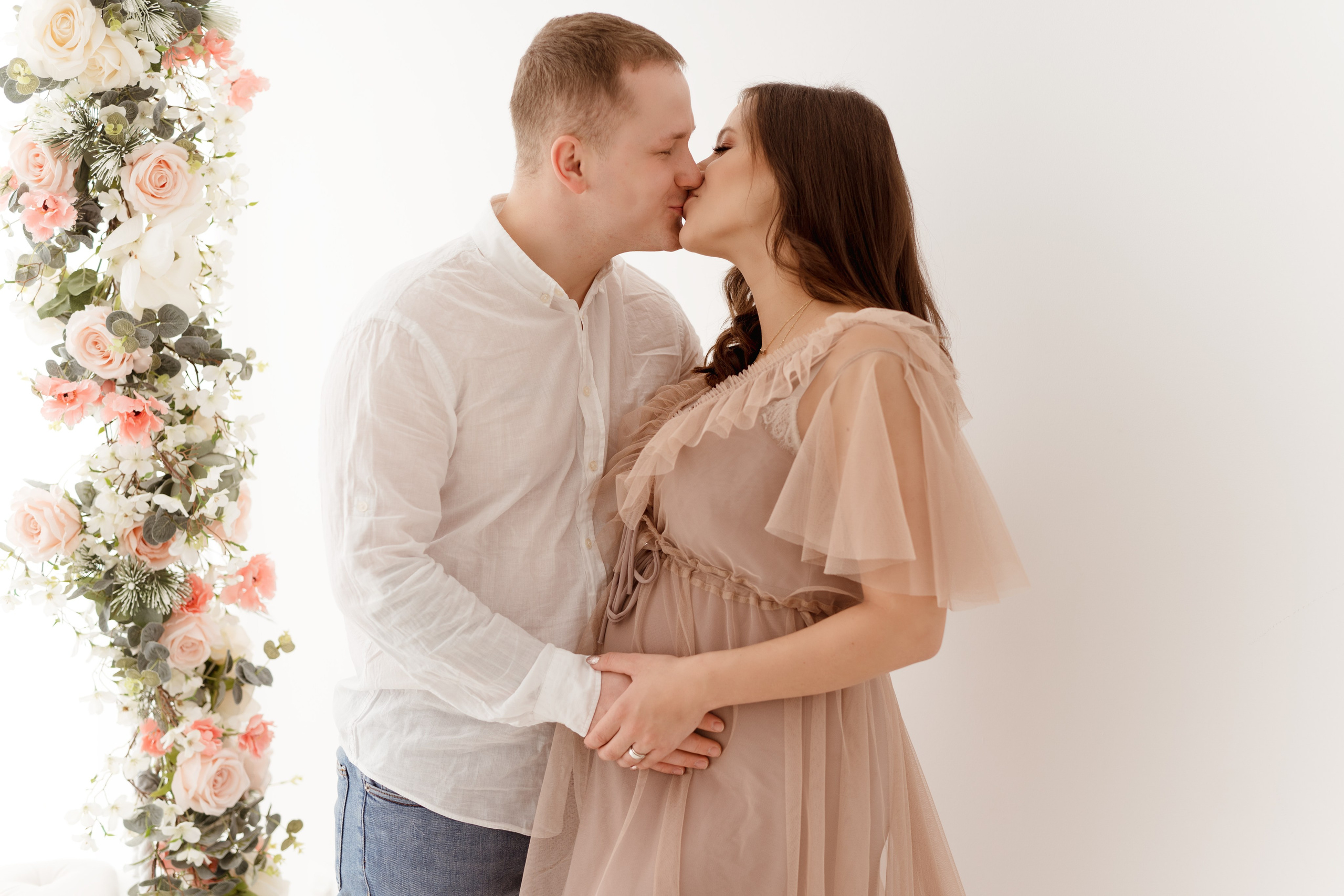 Sesja ciążowa Zuzanny. Fotograf Łódź - sesja ciążowa, noworodkowa, dziecięca. Studio w Łodzi