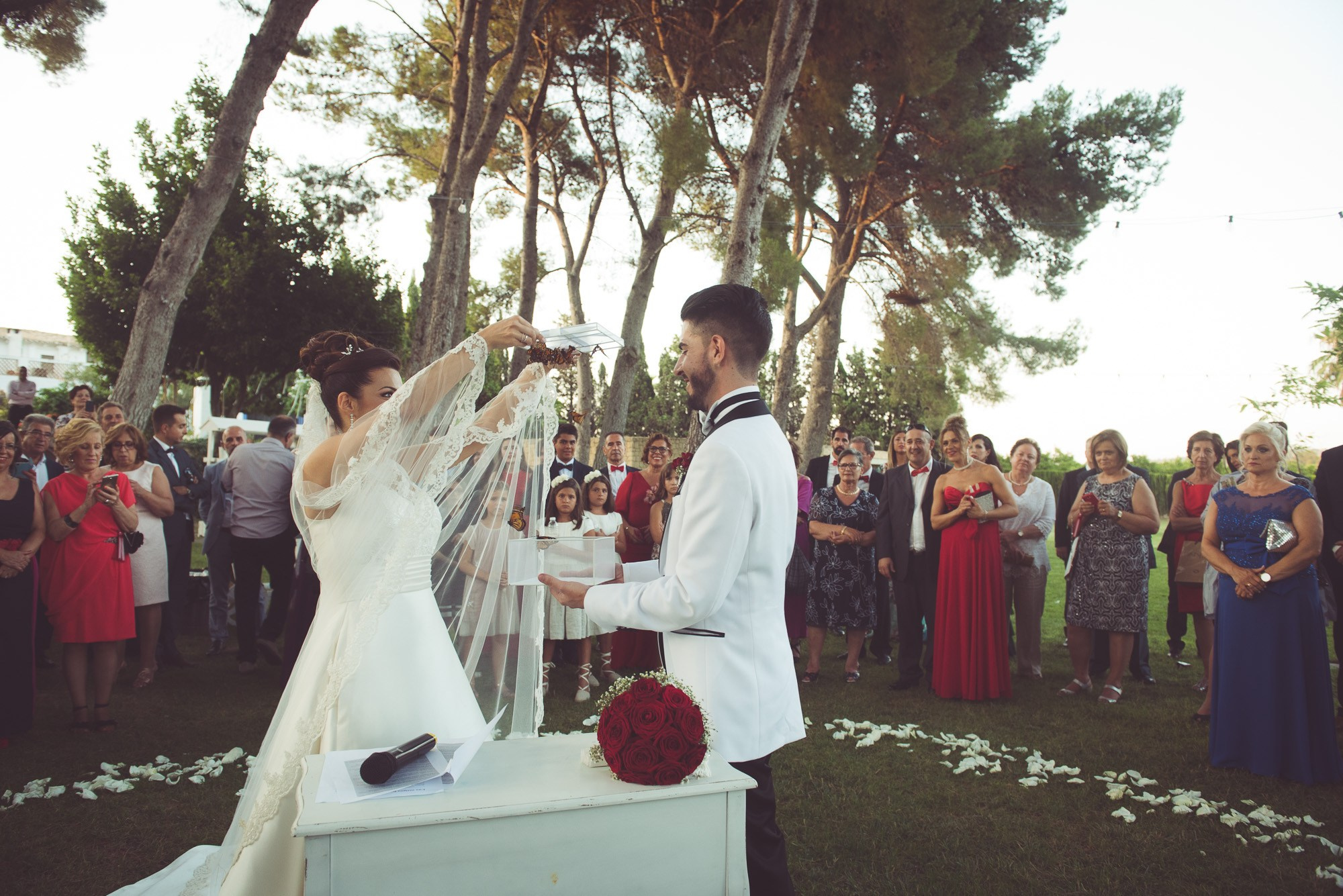 Boda de Héctor y Sheila · Templo del Salvador, Requena · Javier Poveda