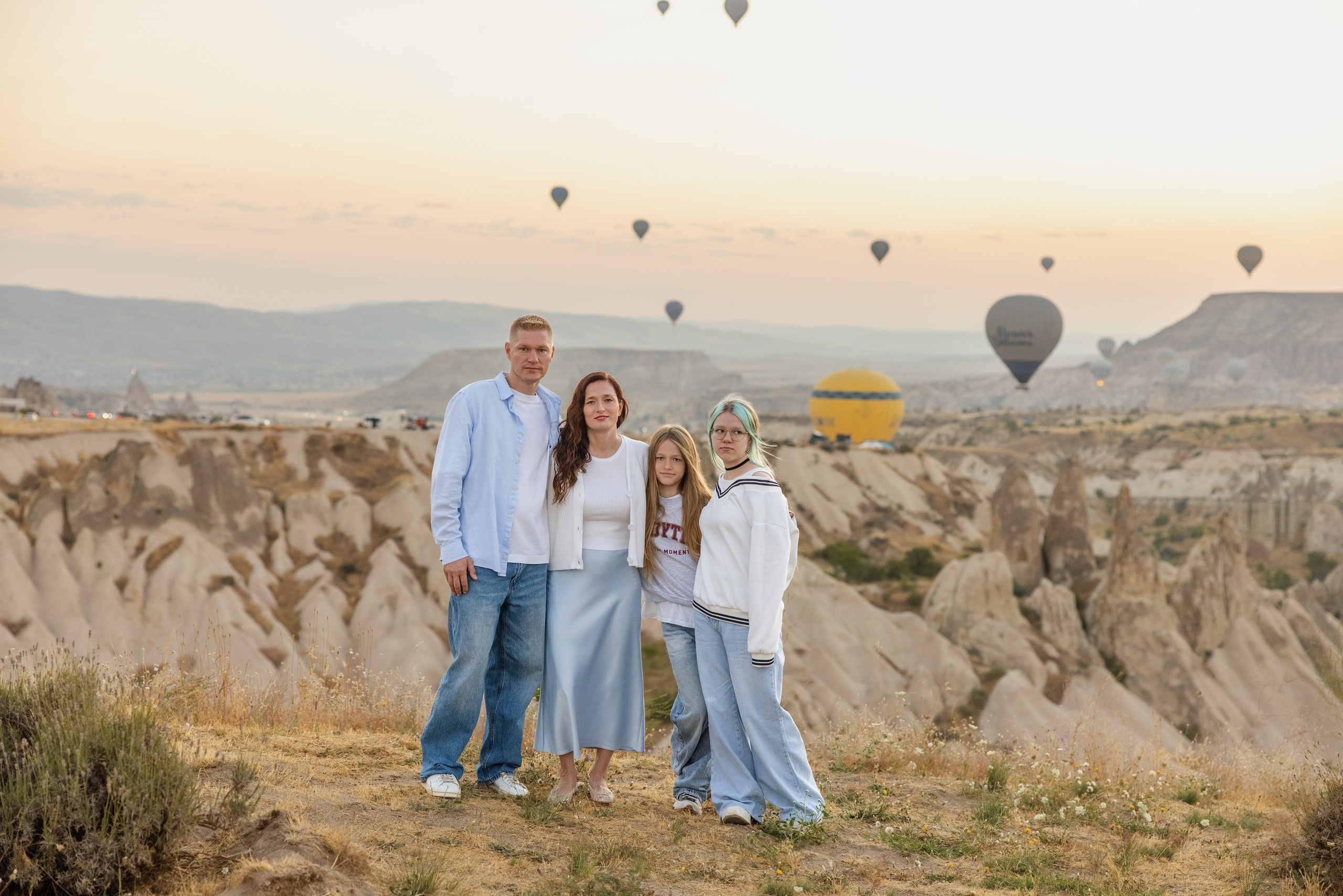 Nataliya, Igor, Liza & Masha. Cappadocia Photographer — Weddings, Elopements & Couple Photoshoots | Julia Ganch