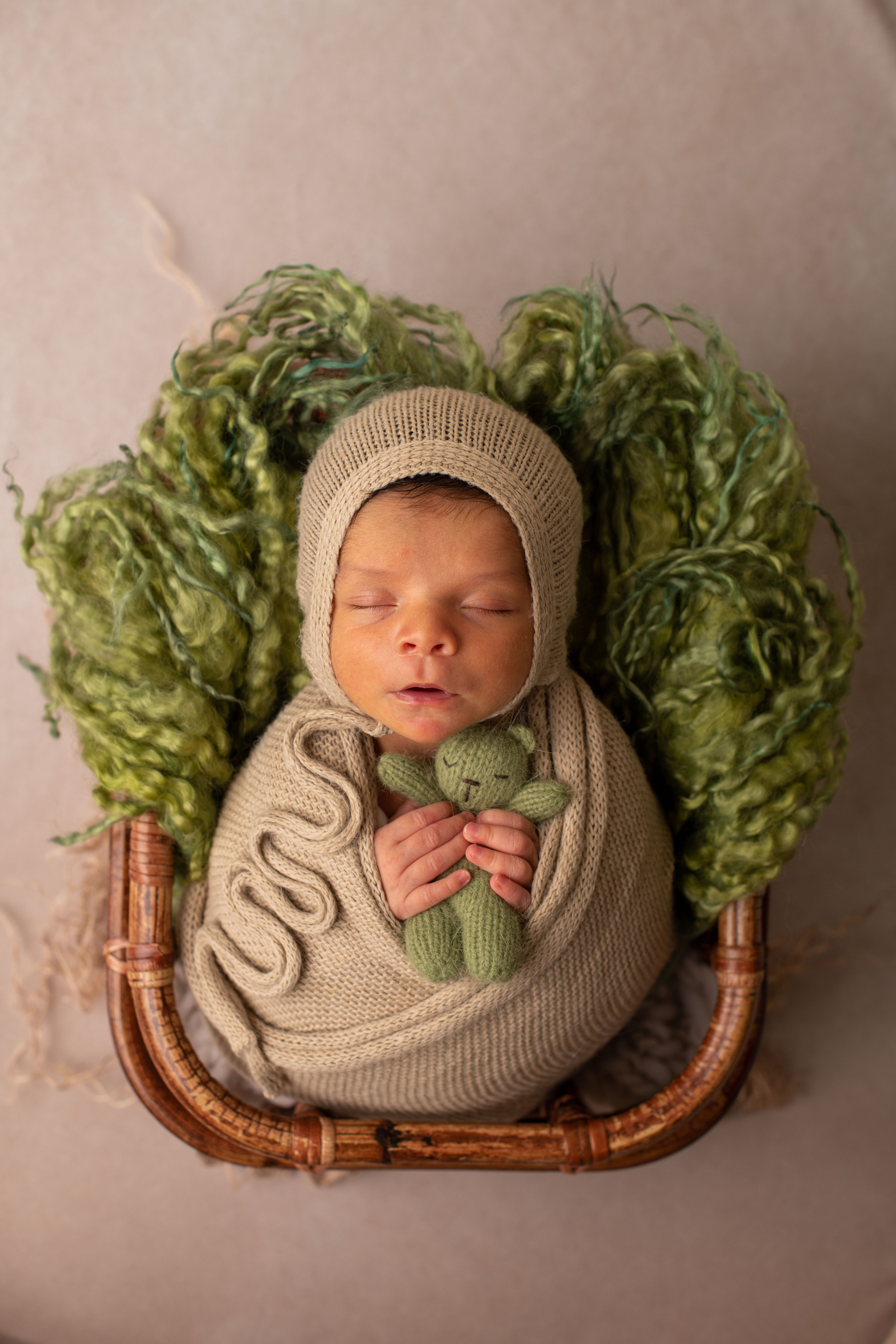 Liam newborn photoshoot. Newborn photographer Sacramento