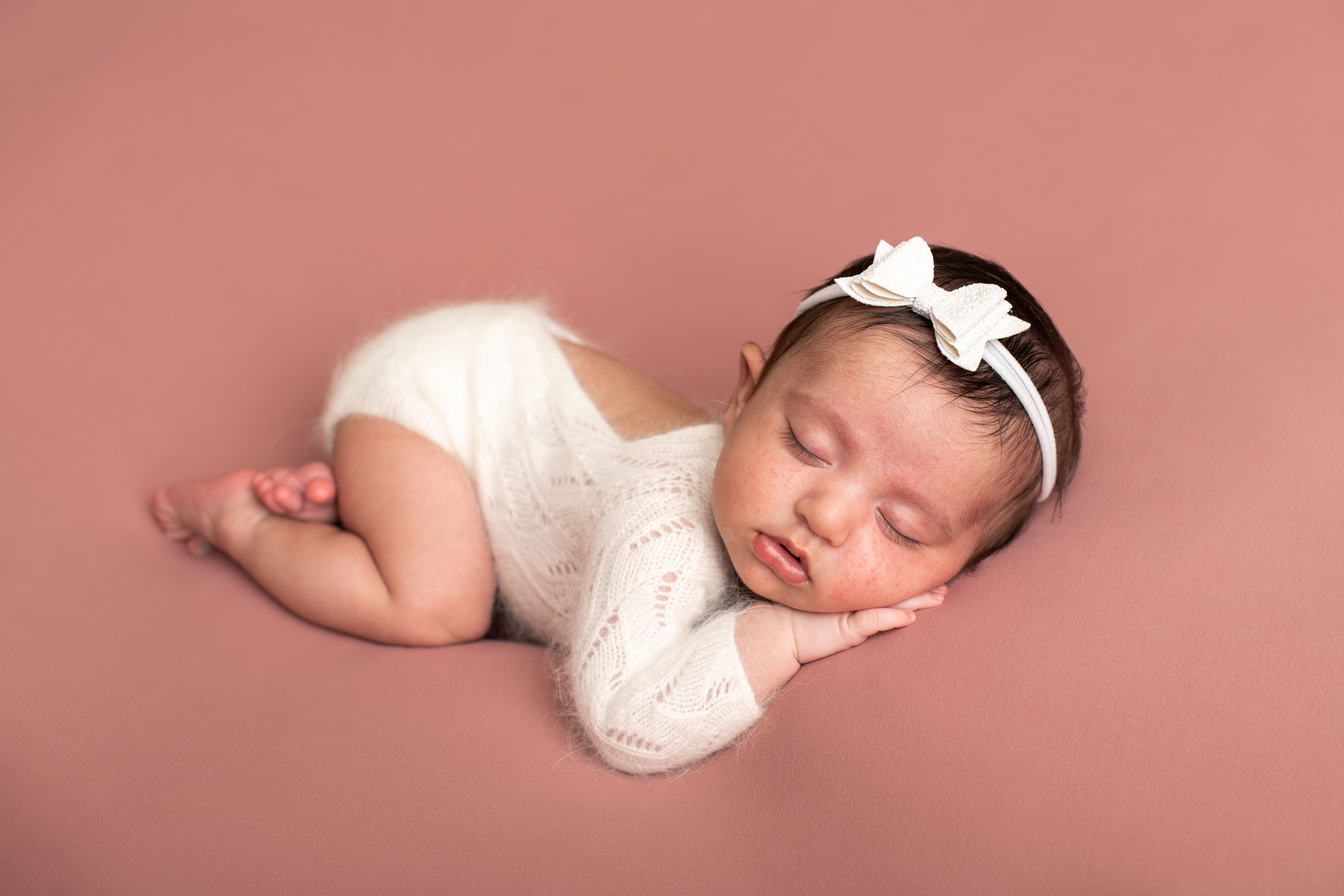 Announcement of today photoshoot. Newborn photographer Sacramento