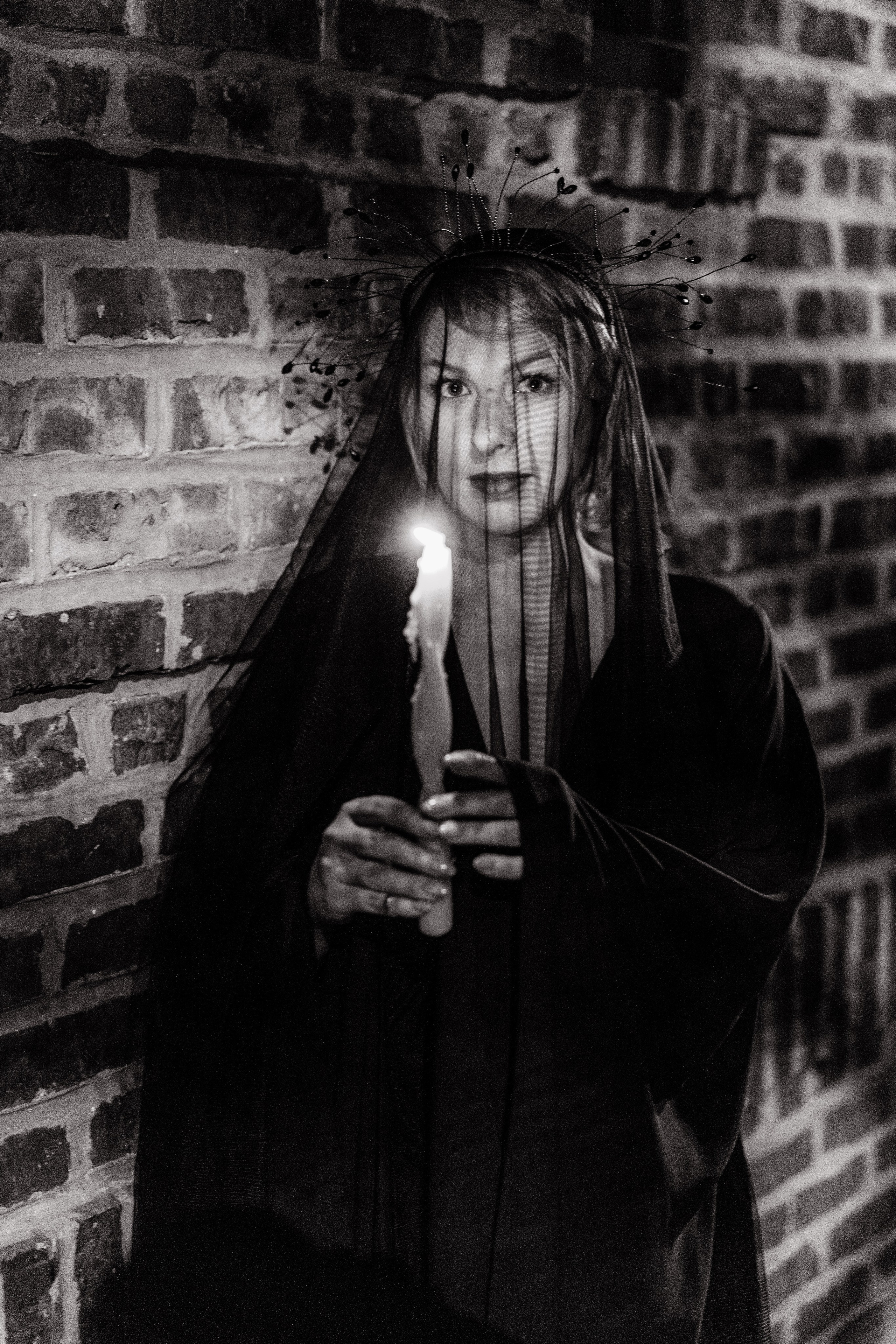 Halloween Photo Sessions NYC | Spooky & Stylish Photography 2025. Videographer and photographer in New York // MAKAROV.VIDEO