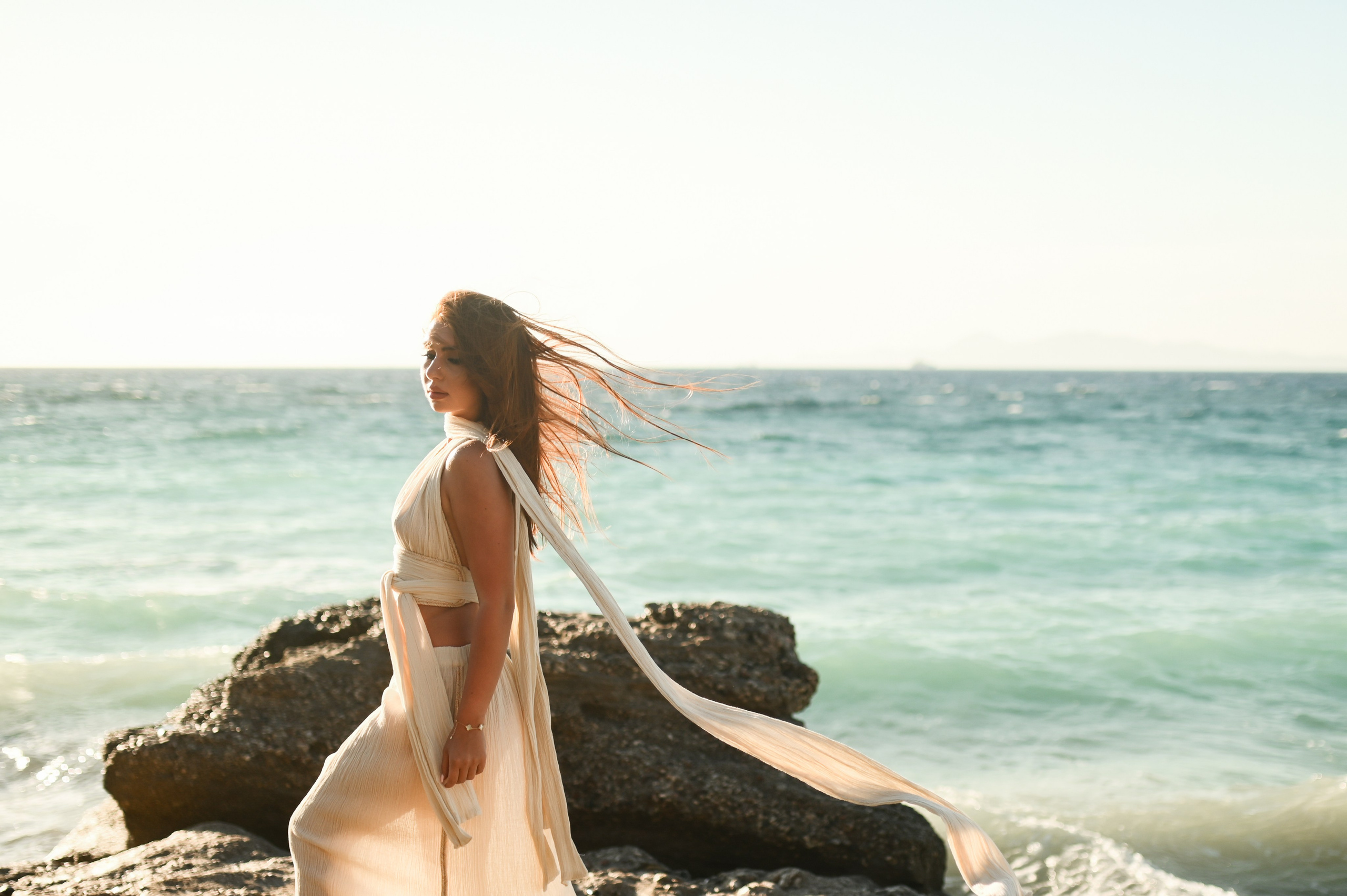 Solo woman photoshoot Rhodes / индивидуальная фотосессия Родос. Photographer in Rhodes Island