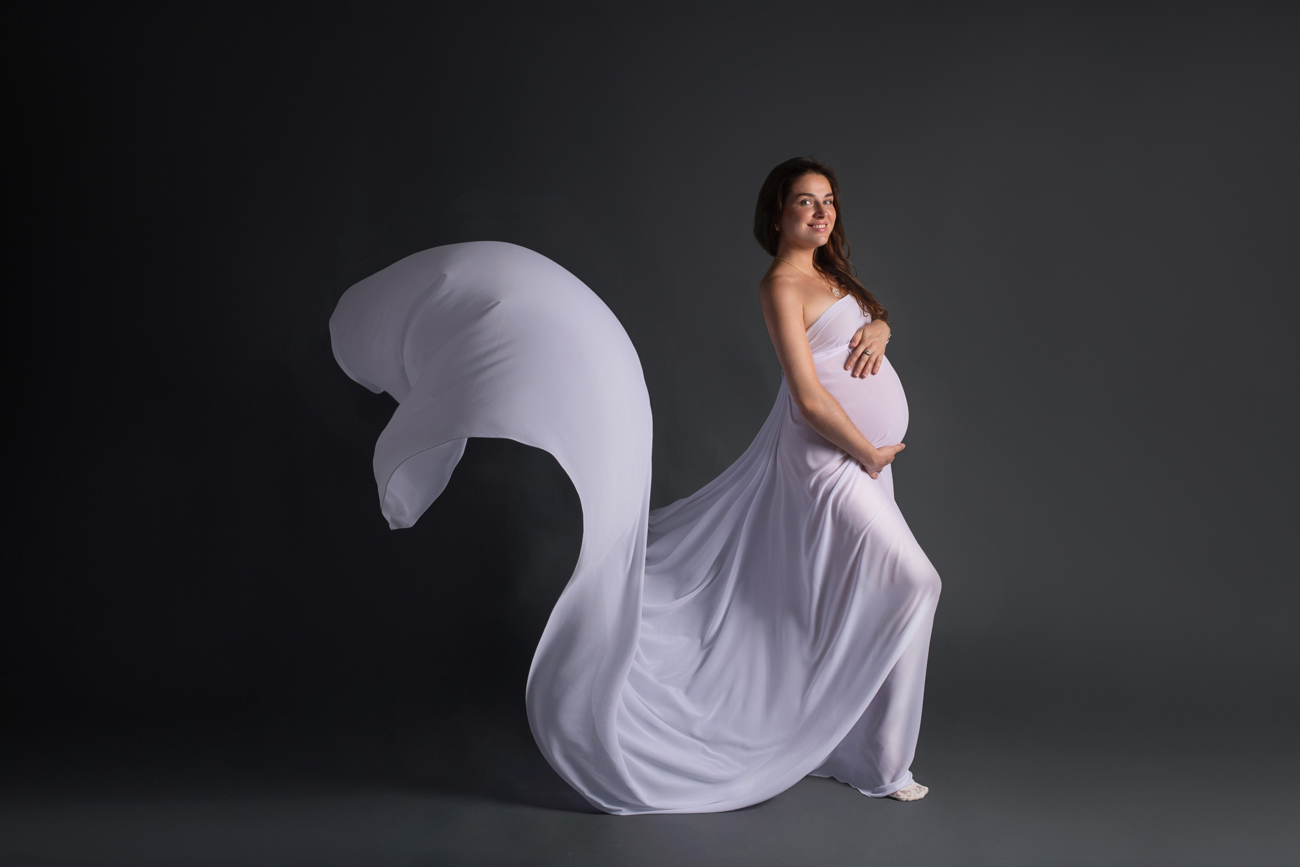 Photo shoot in minimalist style. Professional photographer in Spain