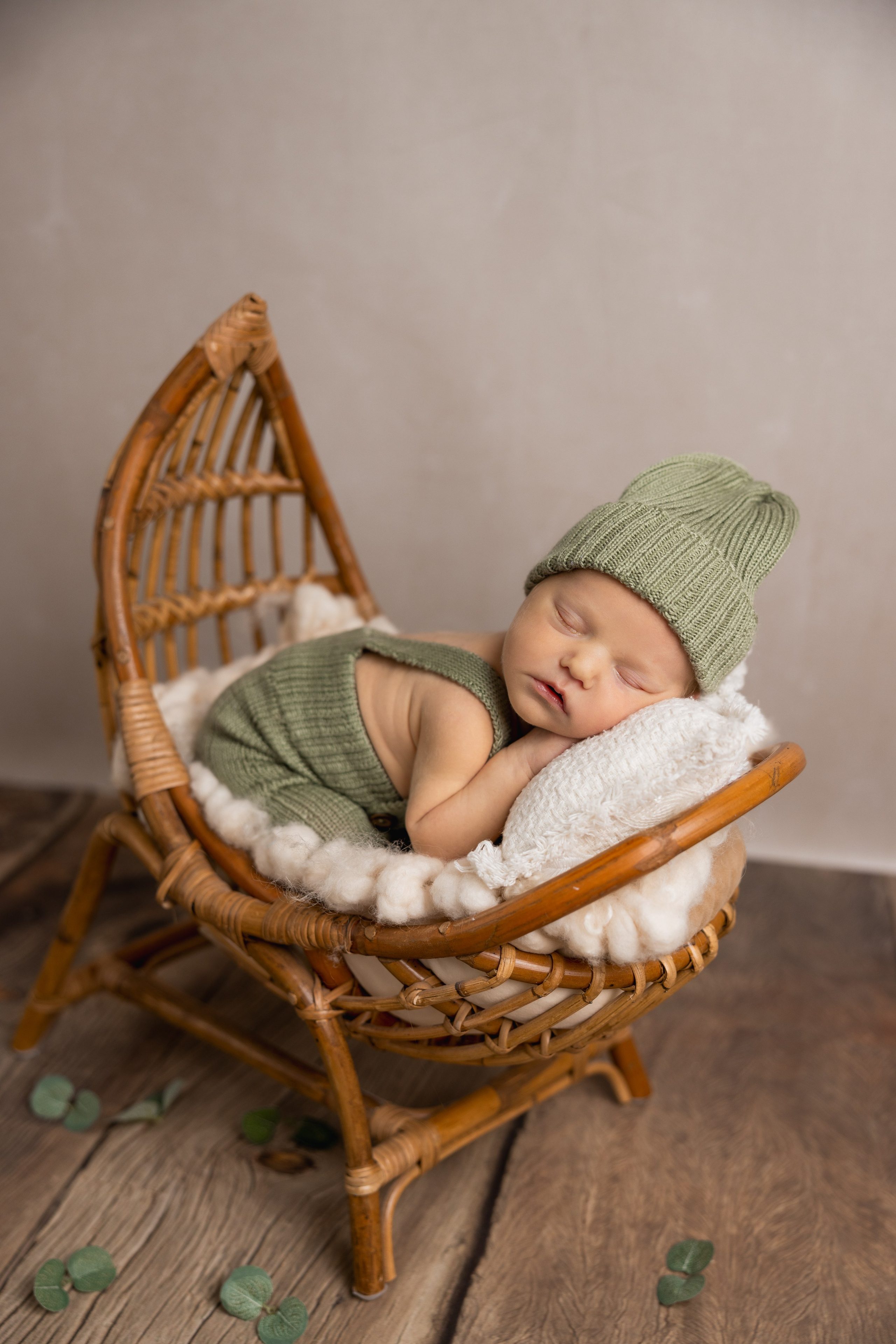 Newbornshooting in Pforzheim und Umgebung. Neugeborenenfotografie Pforzheim Katharina Jozic