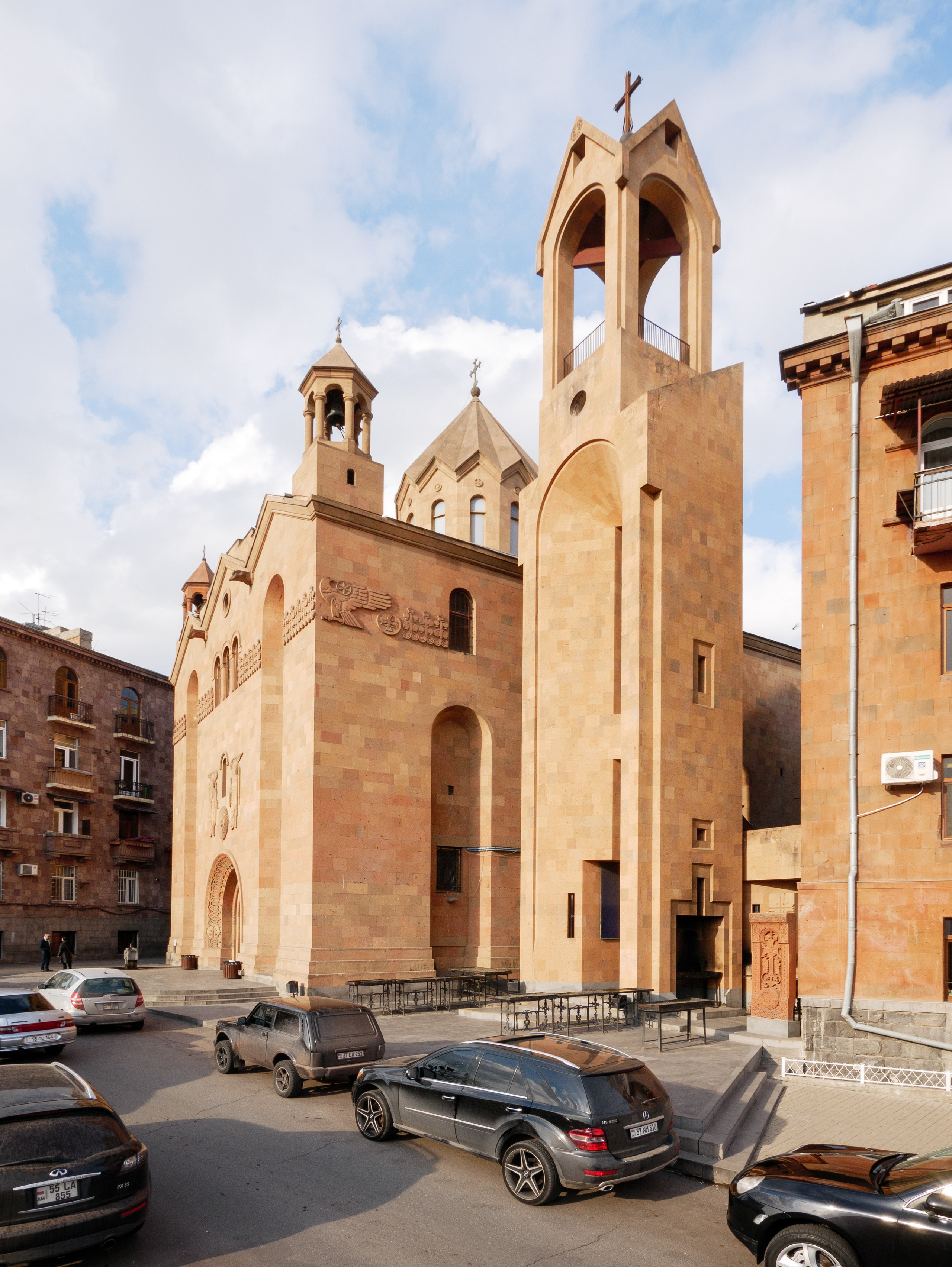 Saint Sargis Vicarial Church, Cathedral in Yerevan, Церковь святого Саркиса в Ереване