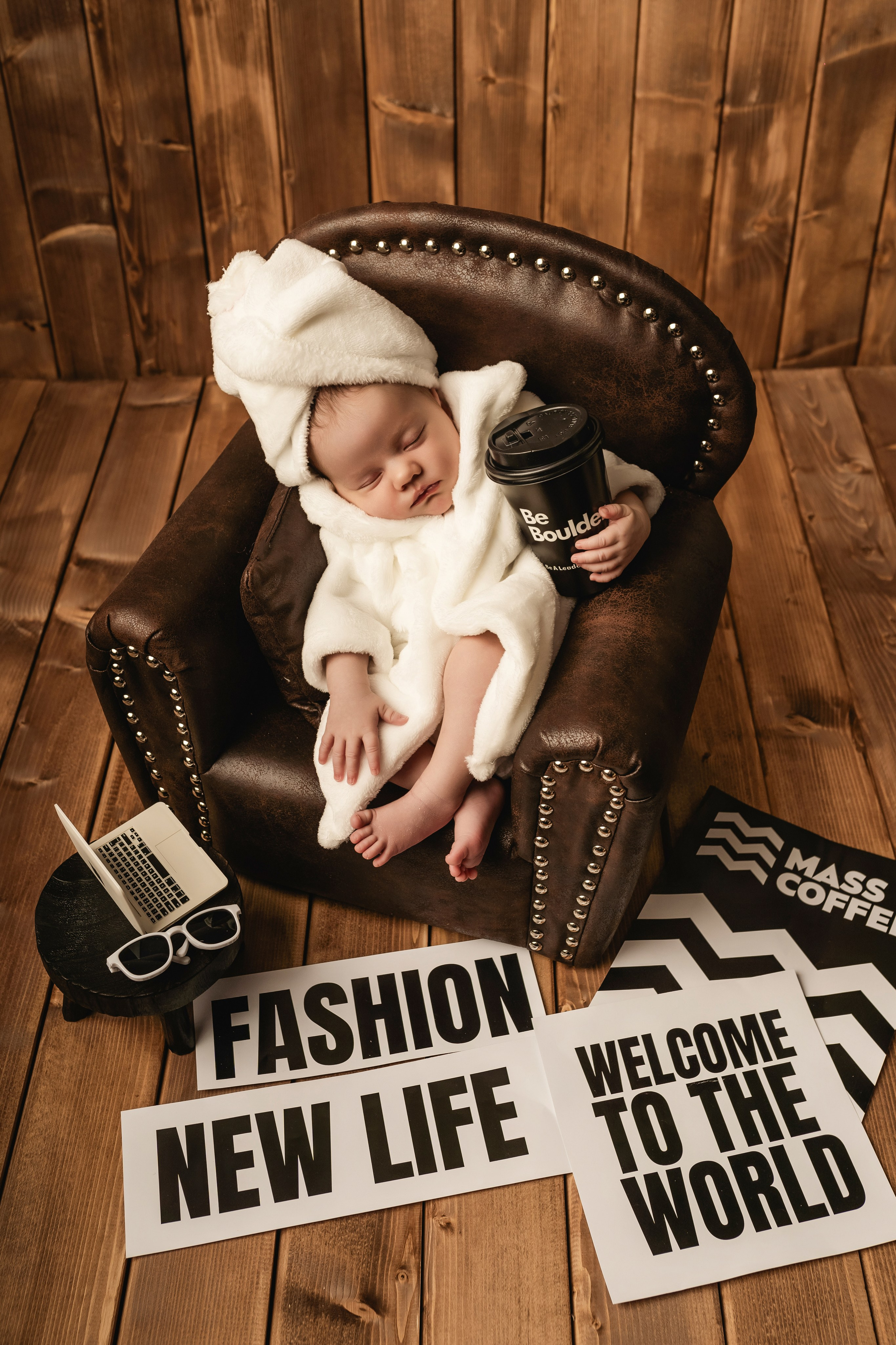 Naissance. Photographer in Paris