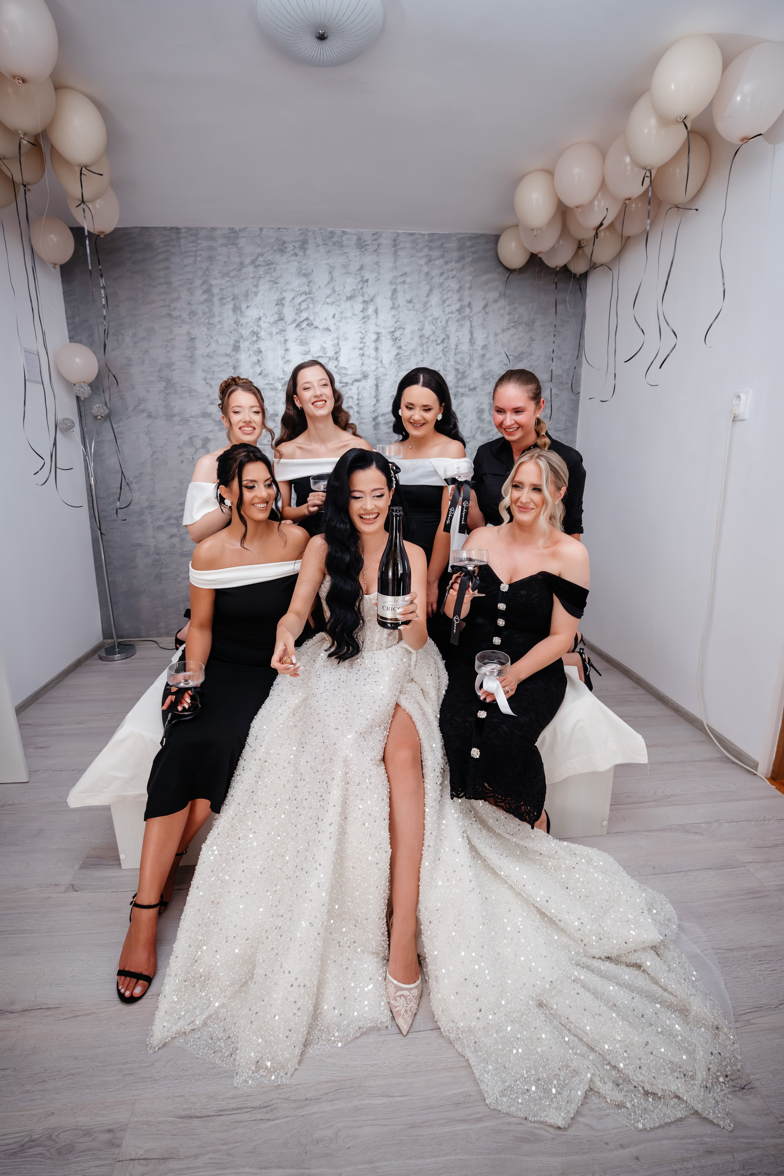 Catalina & Remus. Raw Studio. Fotograful tau de nunta!