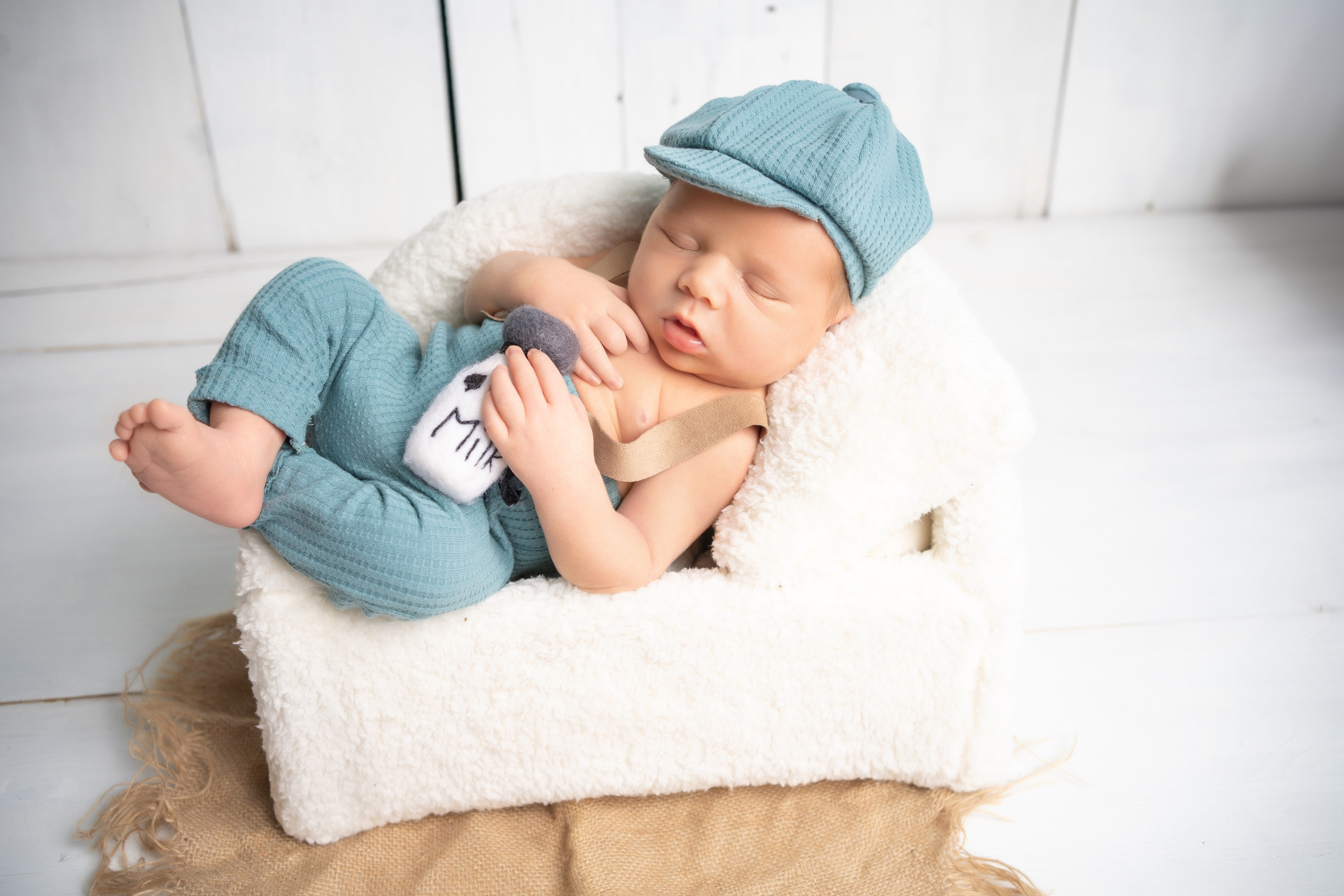 NEWBORN. BabyBumpbyCristinaH