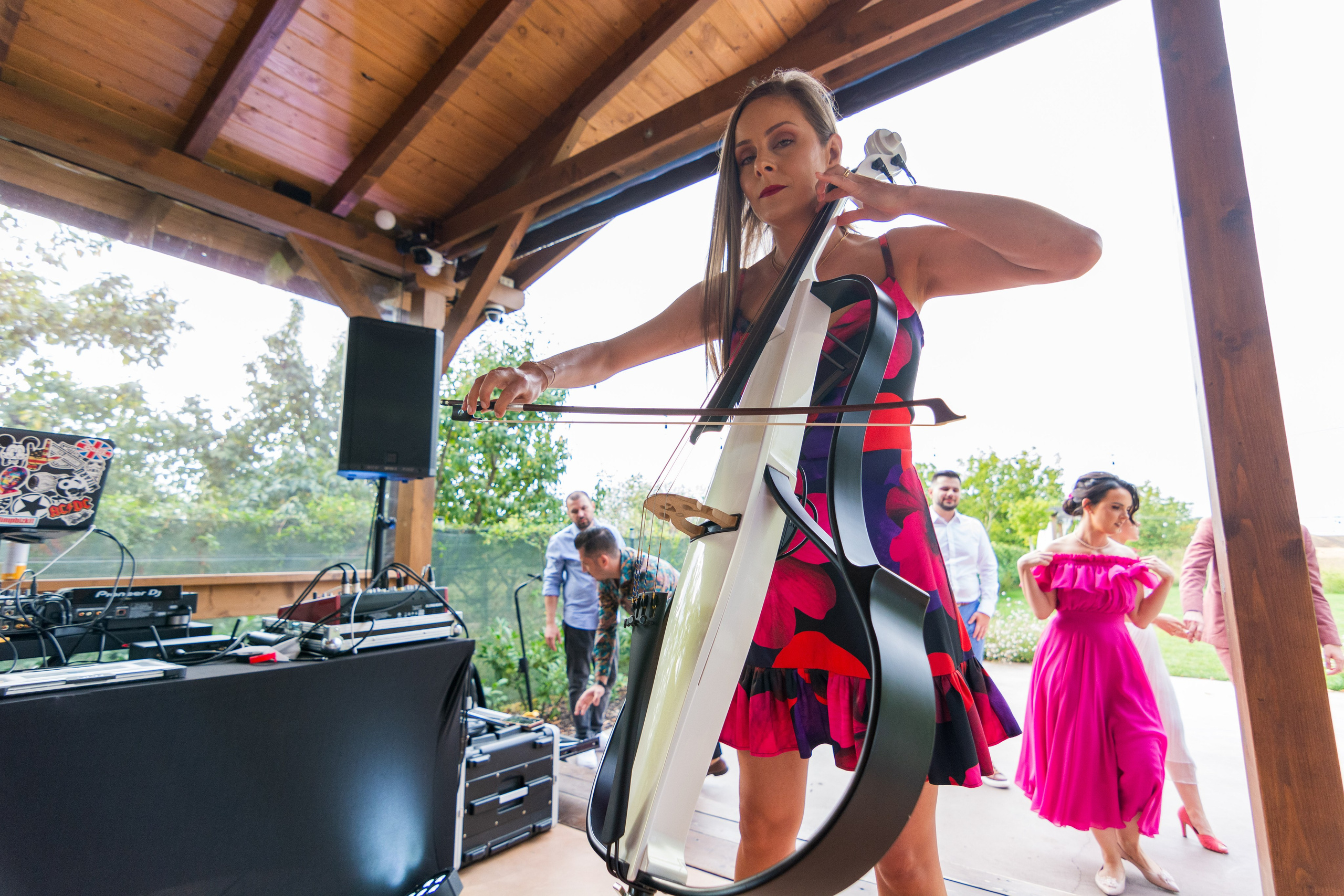 Cât ne costă nunta? Ghid complet pentru viitorii miri. Wedding photographer from Bucharest Eugen Elisei