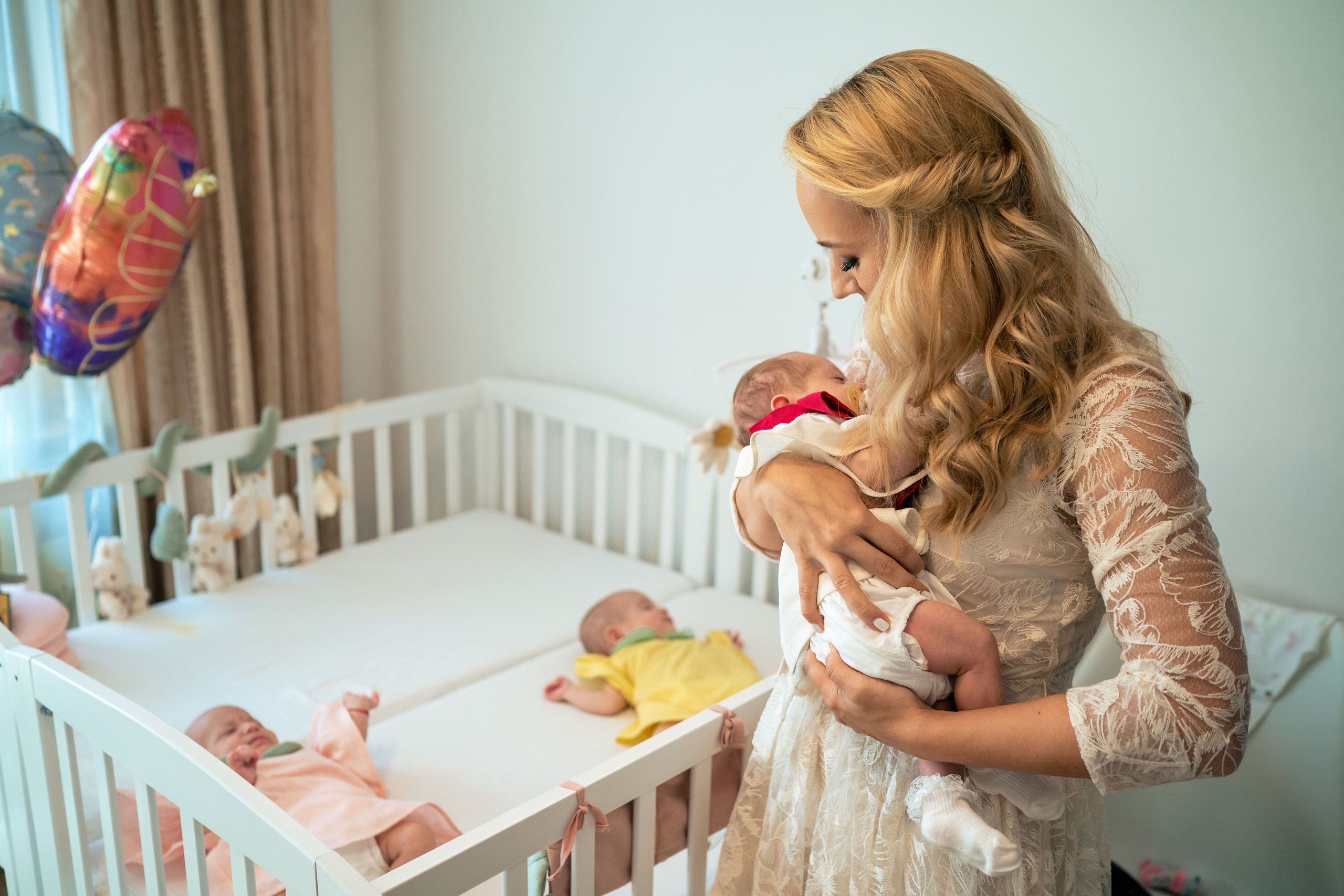 Aida, Clara, Francesca. Acasă