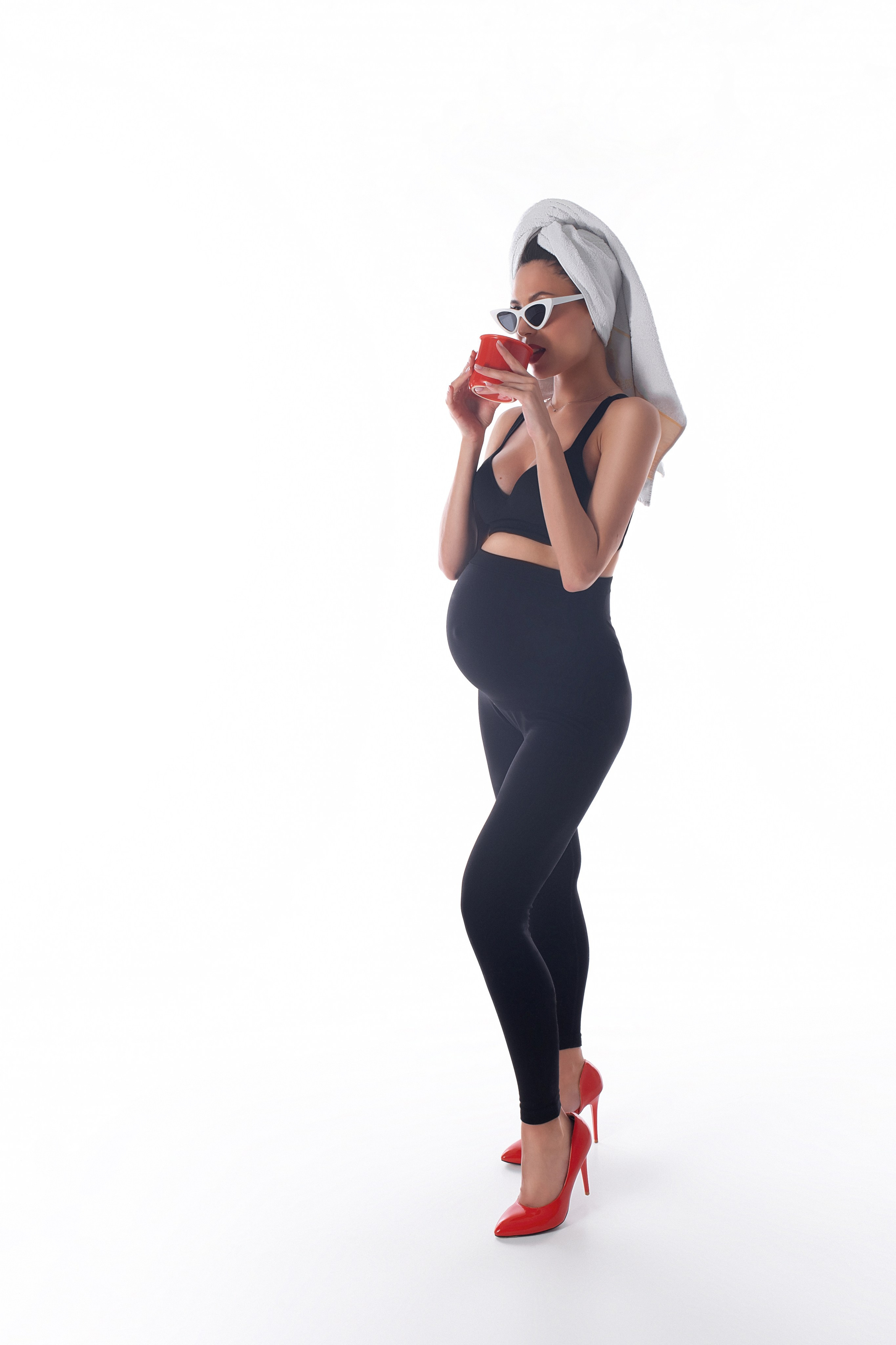 Photo shoot in minimalist style. Professional photographer in Spain