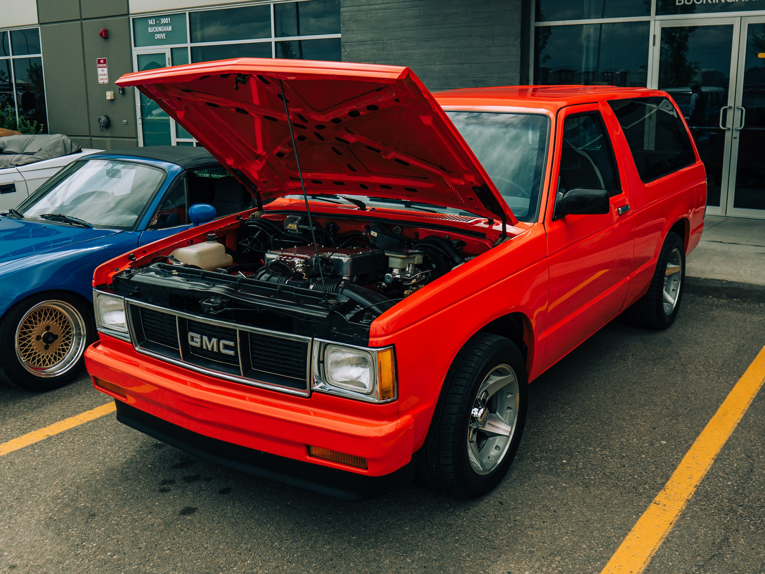 Edmonton Cars & Coffee Drive Out at Sherwood Motorcars’ event, May 26, 2024!