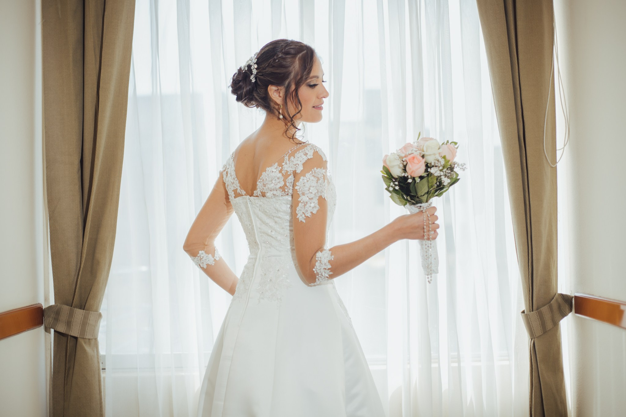 Contacto. Fotografo de bodas, quinceañeras y eventos ubicado en Huancayo - peru