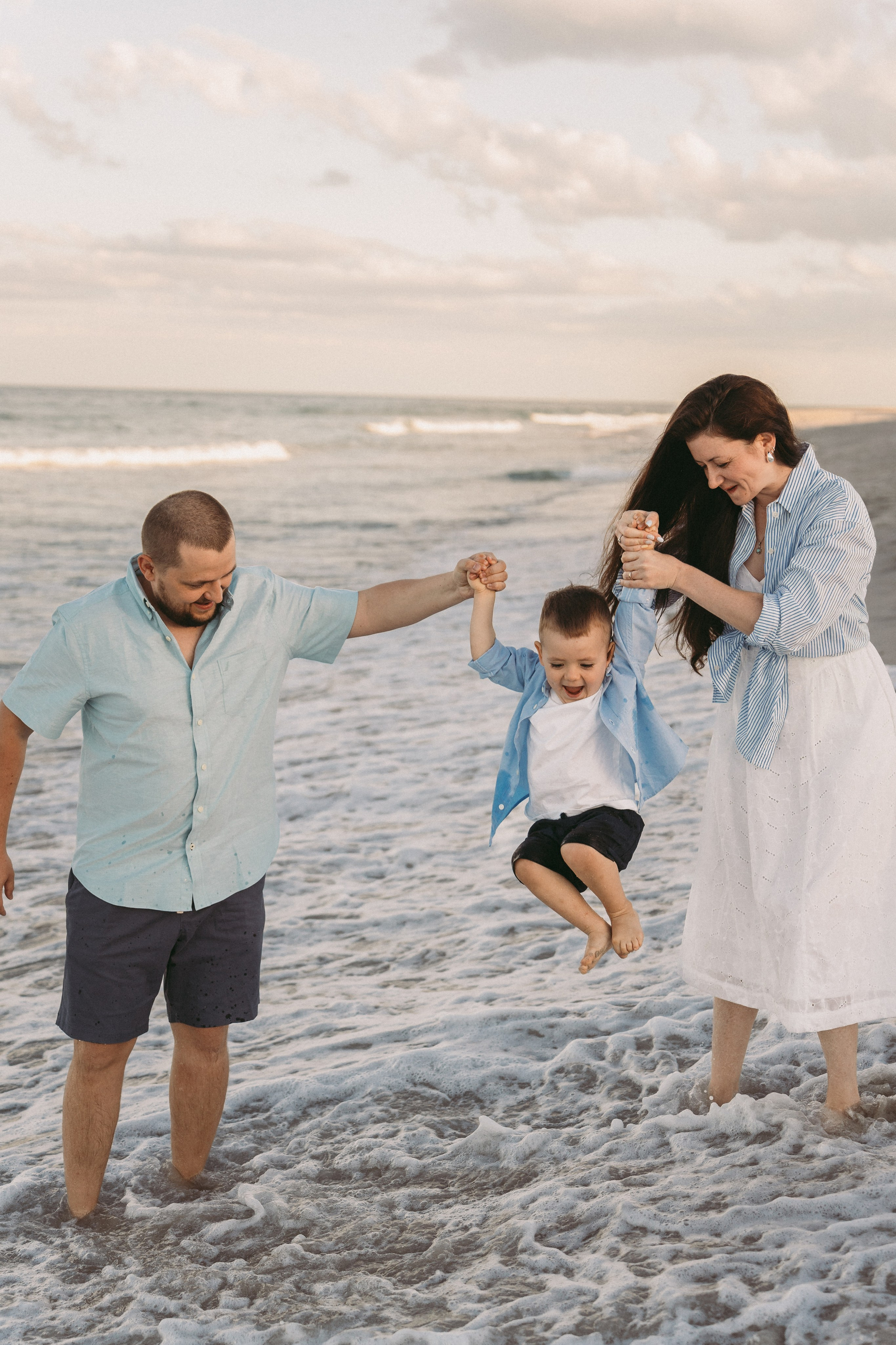 Ocean Family Photography – Breathtaking Coastal Memories. Alisa Tant — Family and newborn photographer Bucks County, Montgomery county, Philadelphia, NJ