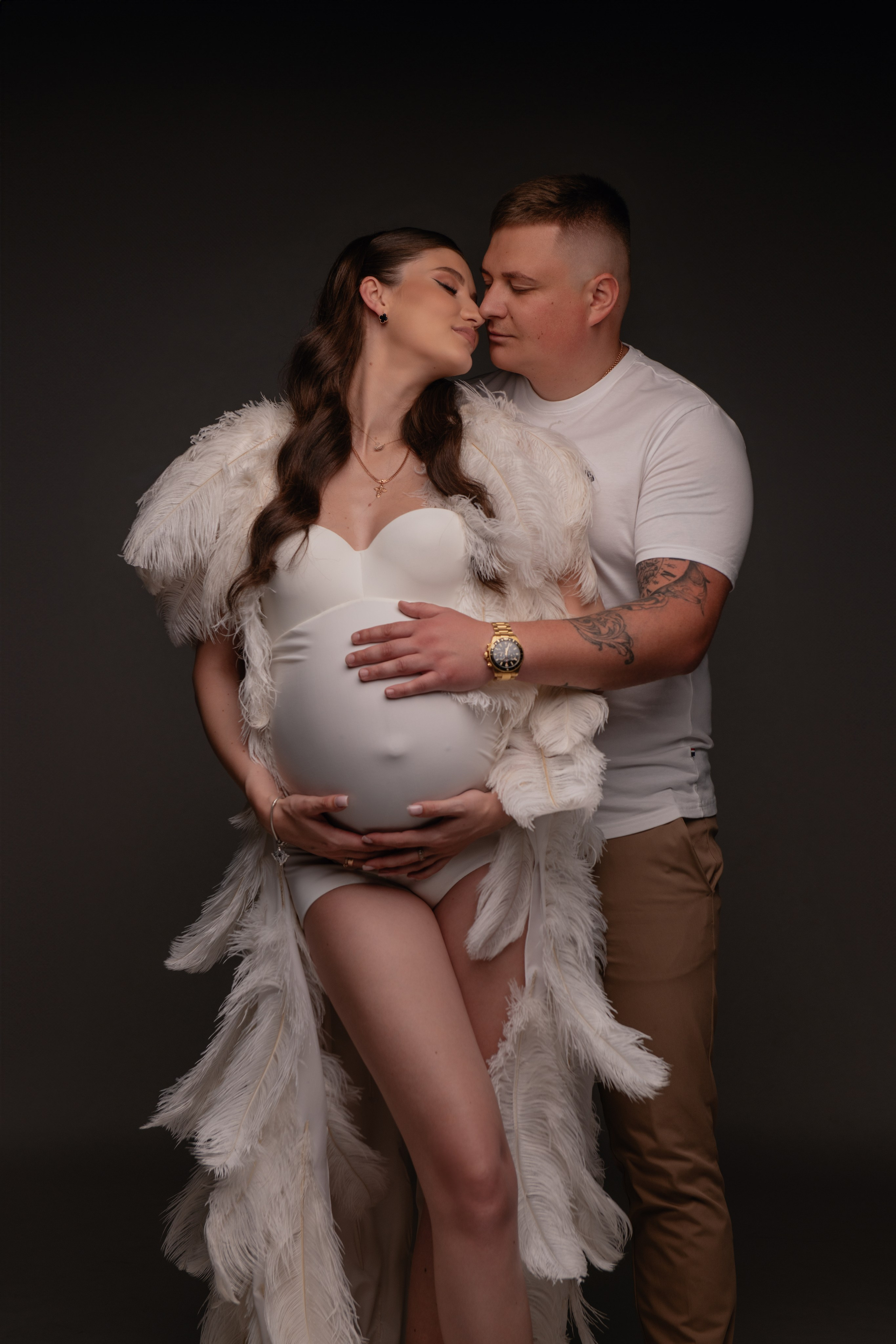 Diana & Stepan. Maternity photoshoot. Professional photographer in Prague Anastasia Haritonova