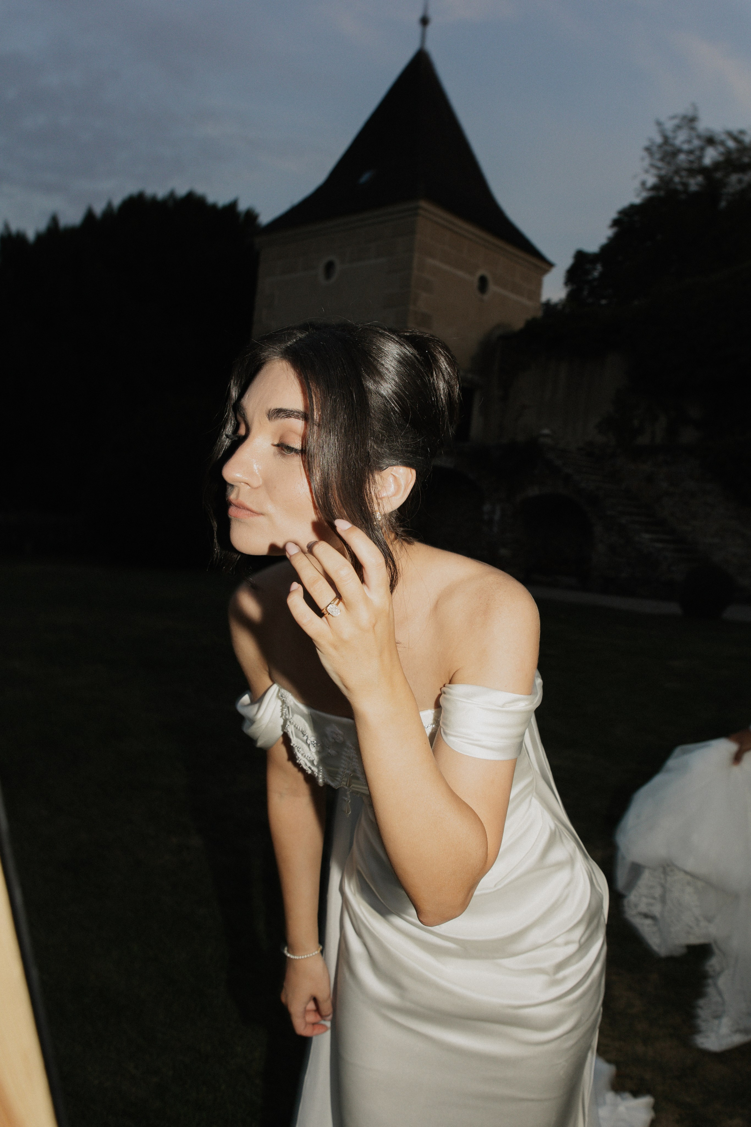 Elegant Castle Wedding in Austria | Alwin & Ruth’s Fairytale Celebration. Wedding photographer and videographer based in Timisoara, Romania