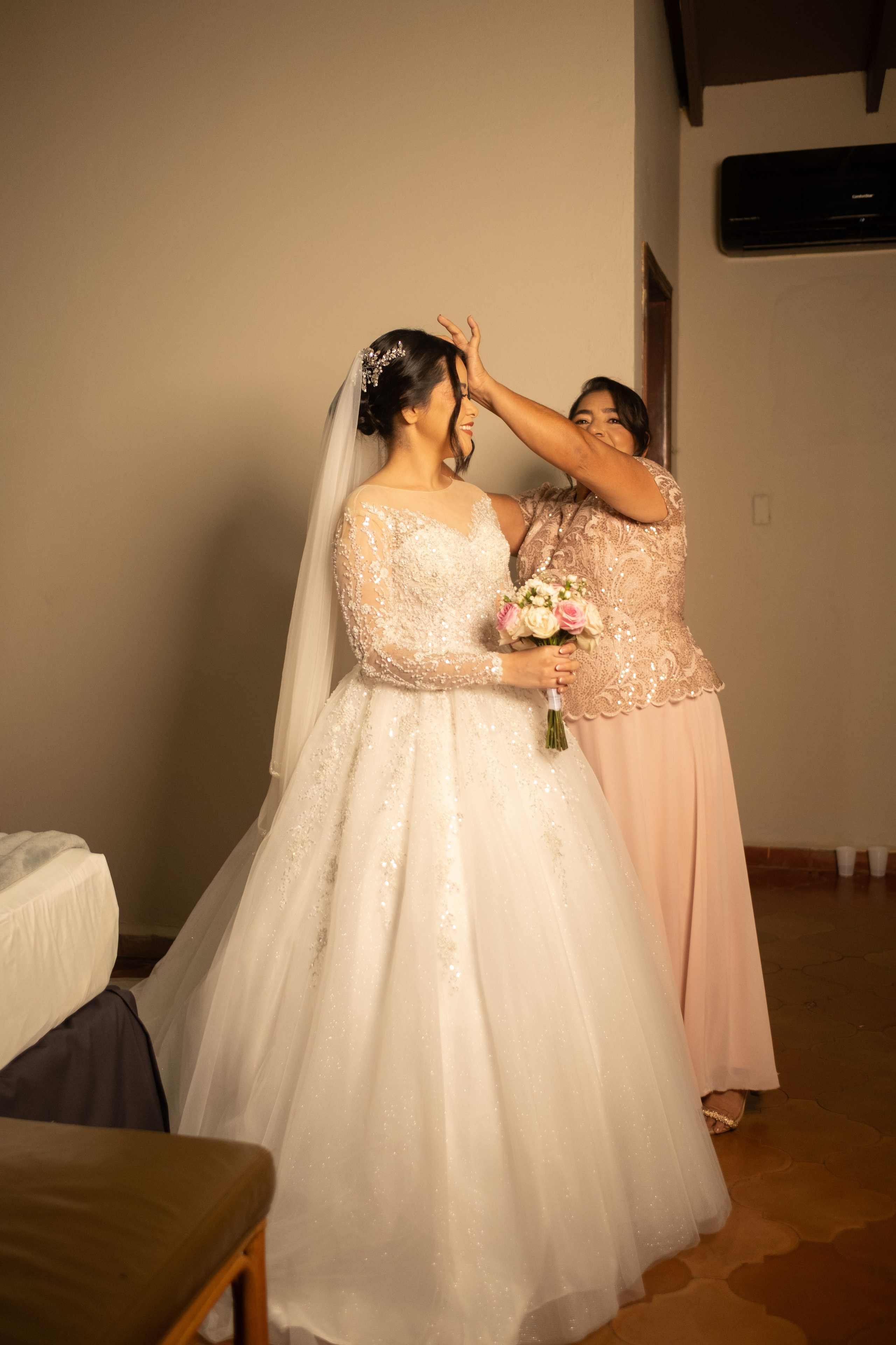 Abi & Gio. Daniel Brand | Fotografía de Bodas y Comercial en Honduras