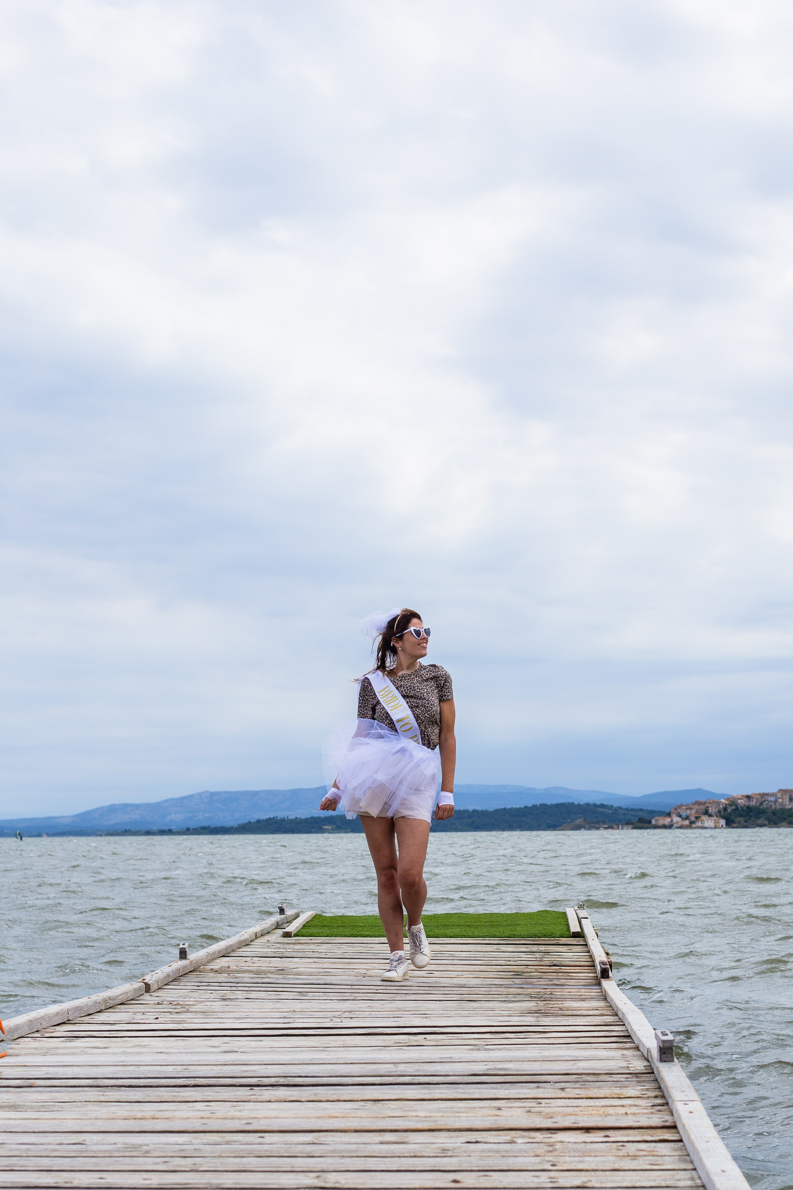Séance photo EVJF Châtellerault, Poitiers, Tours. Studio photo « Partage ton bonheur » – Photographe famille près de Châtellerault, Poitiers et Tours