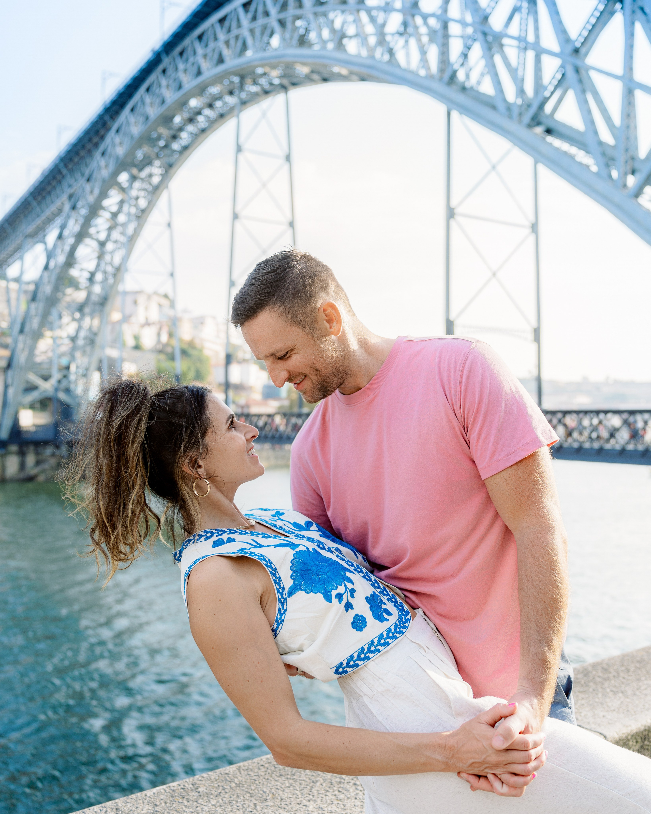 PORTO: PRIVATE WALKING TOUR AND PHOTO SHOOT. Фотограф и видеограф в Португалии