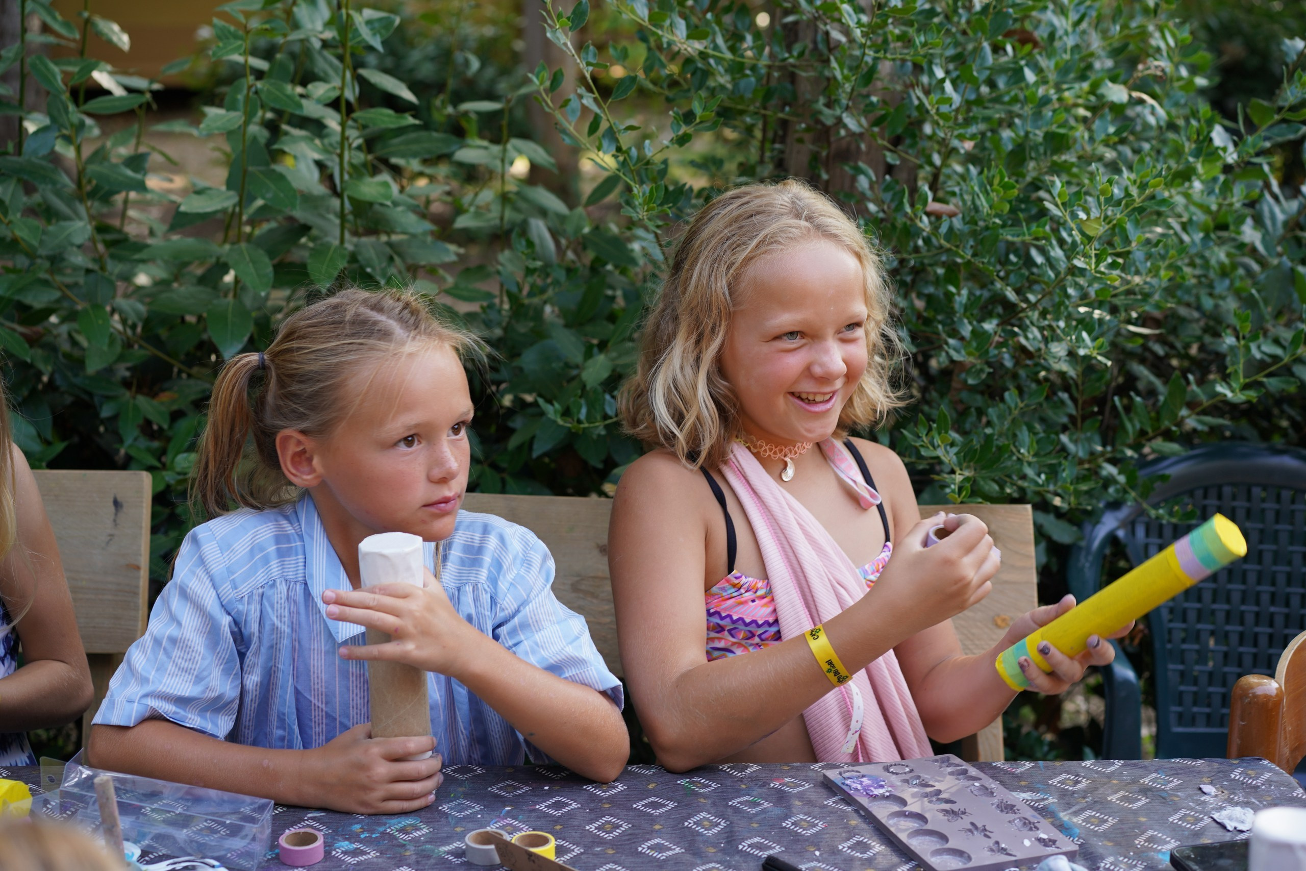 NEW РОДИТЕЛЬ И ПОДРОСТОК. Семейные лагеря в Европе с Ниной Янечковой и Ириной Зиновьевой