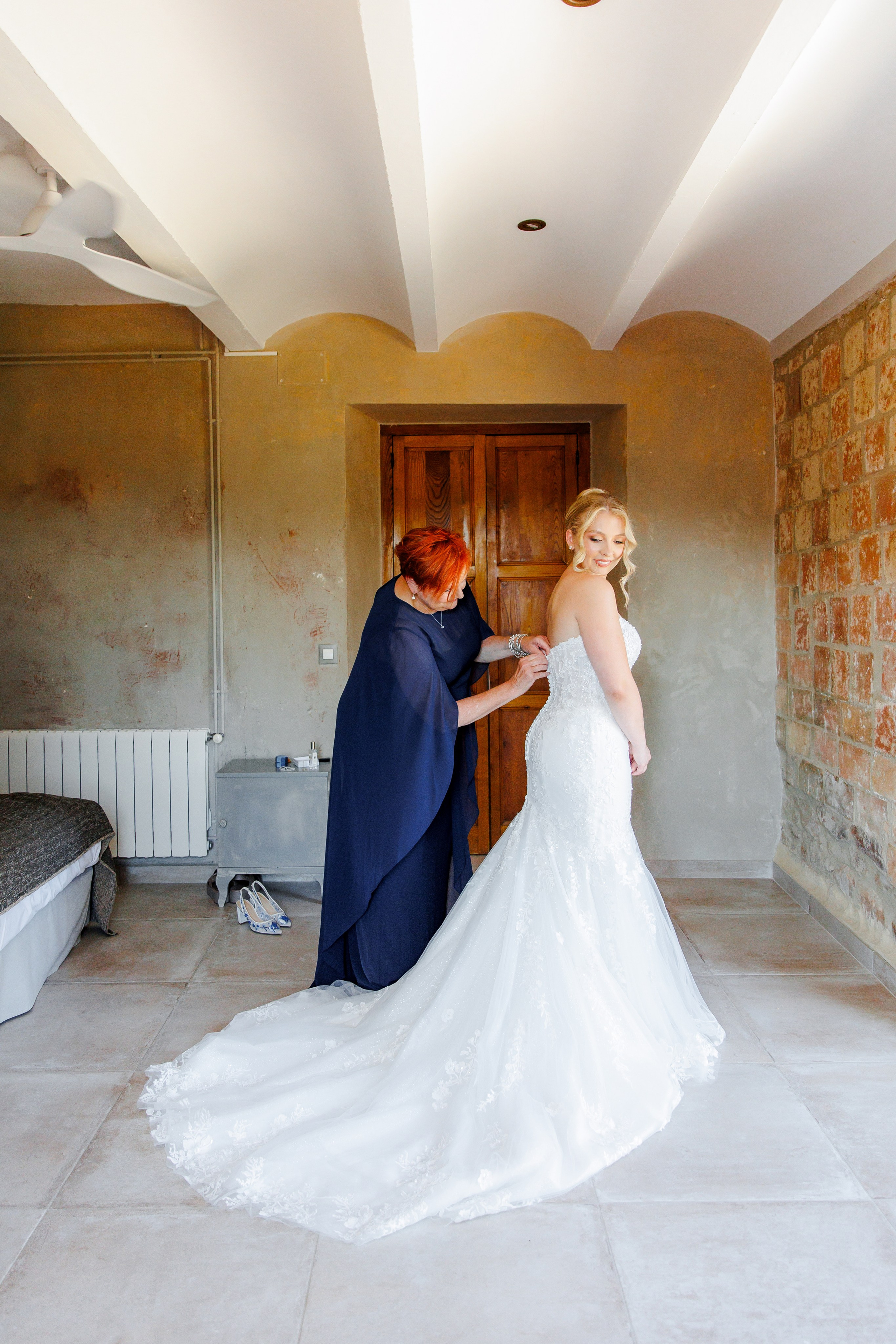 Wedding Venue Mas Huix. Wedding Photographer in Barcelona Lana Alekhina