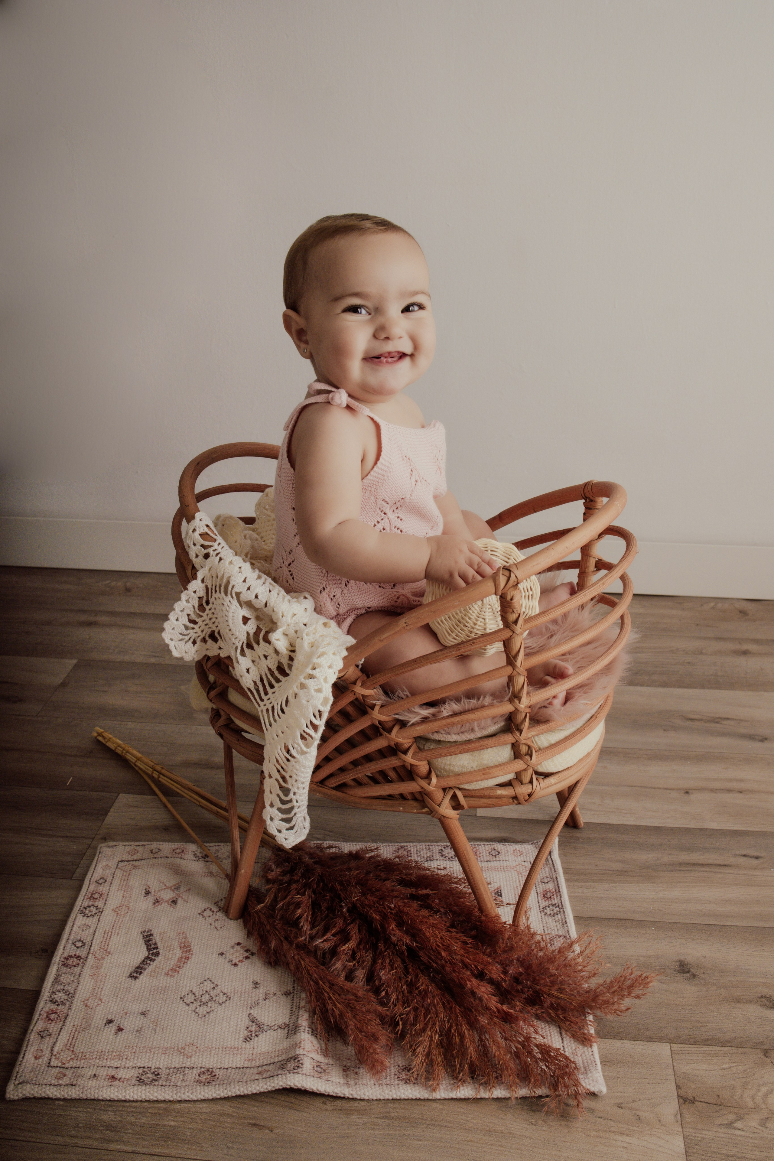 Elia 8 meses
